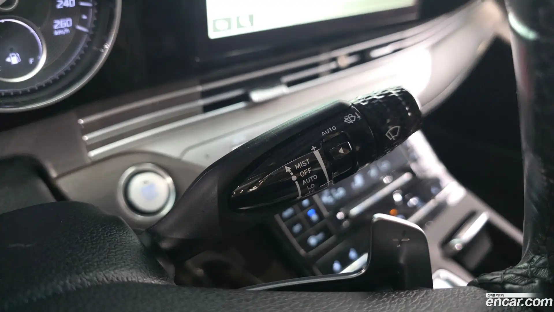 Grandeur Hyundai 2021.5-OPTION-042
