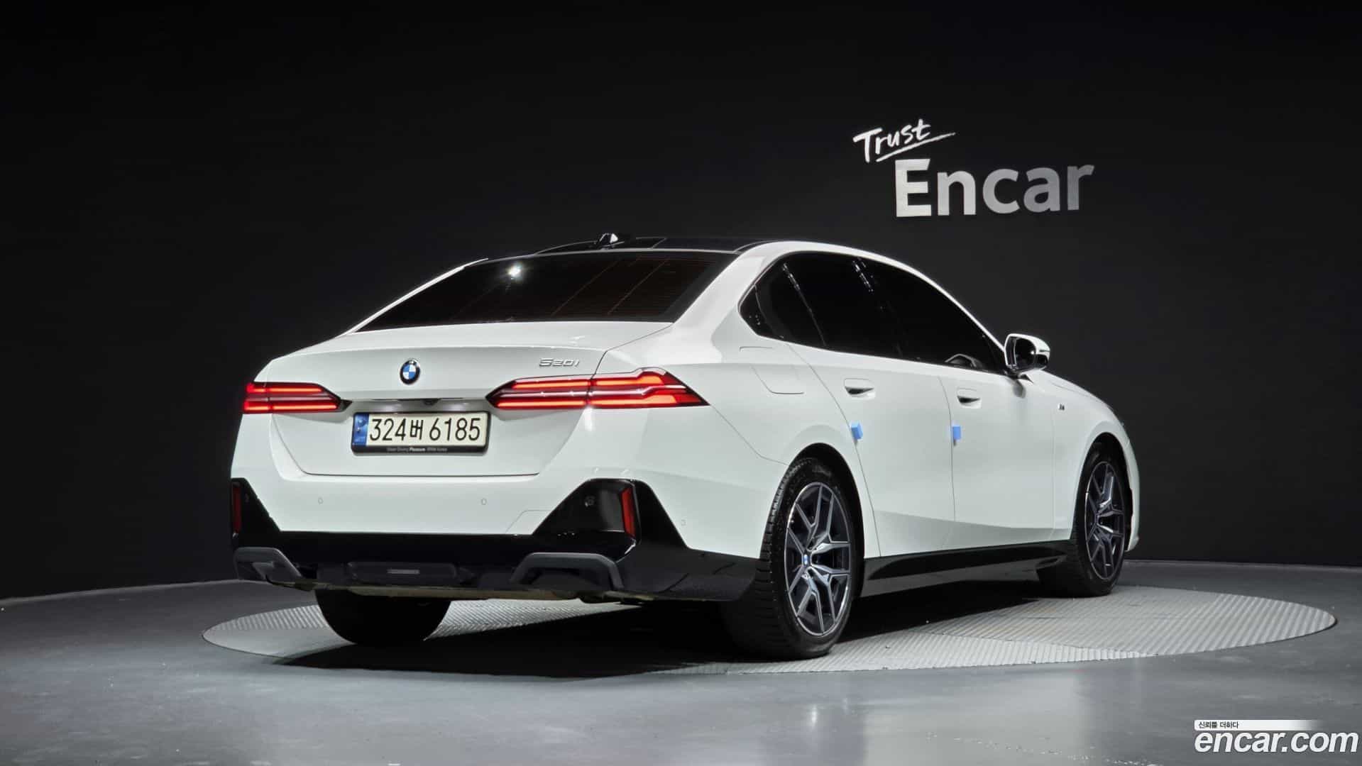 5-Series BMW 2023.10-OUTER-002
