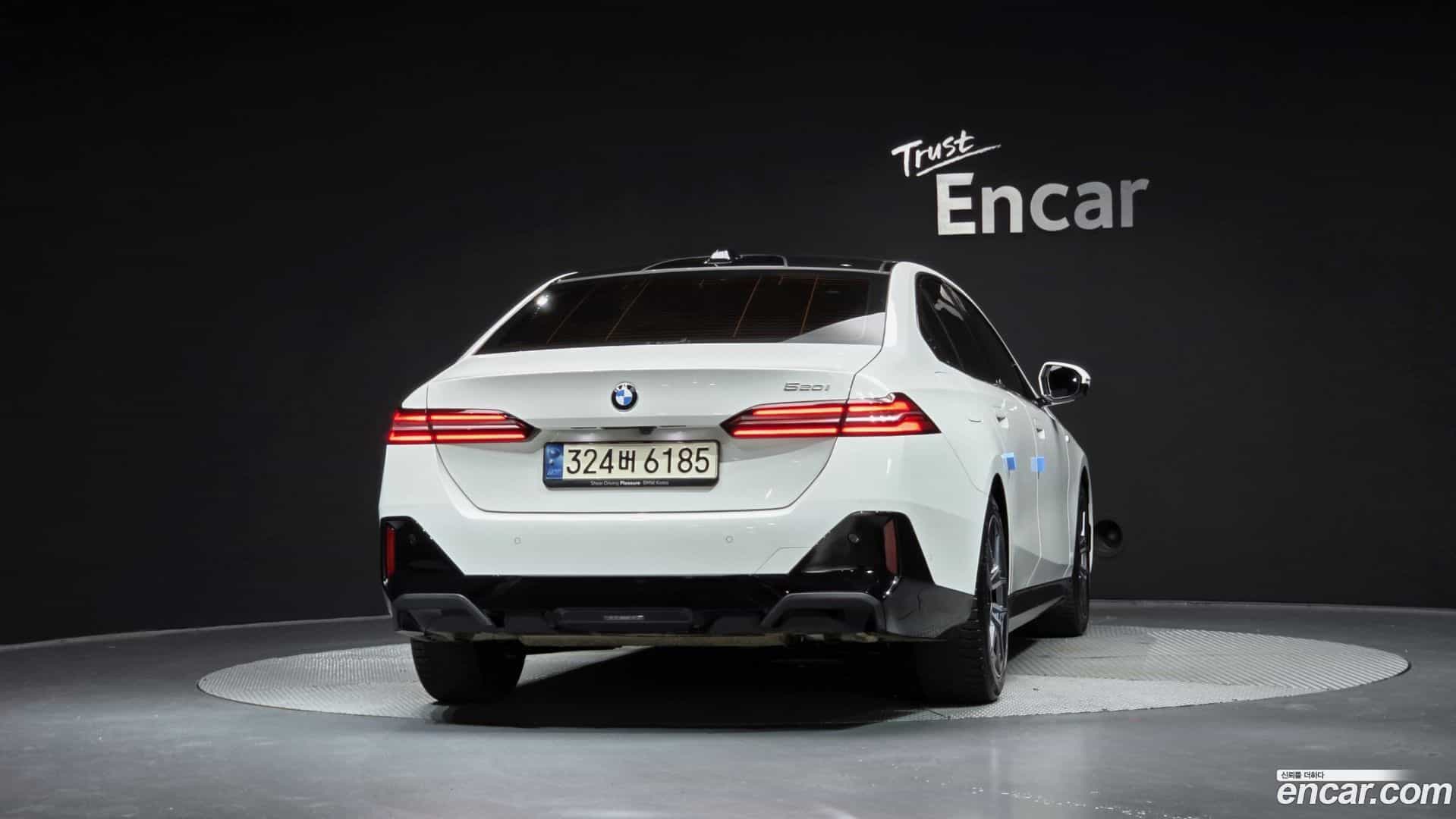 5-Series BMW 2023.10-OUTER-004