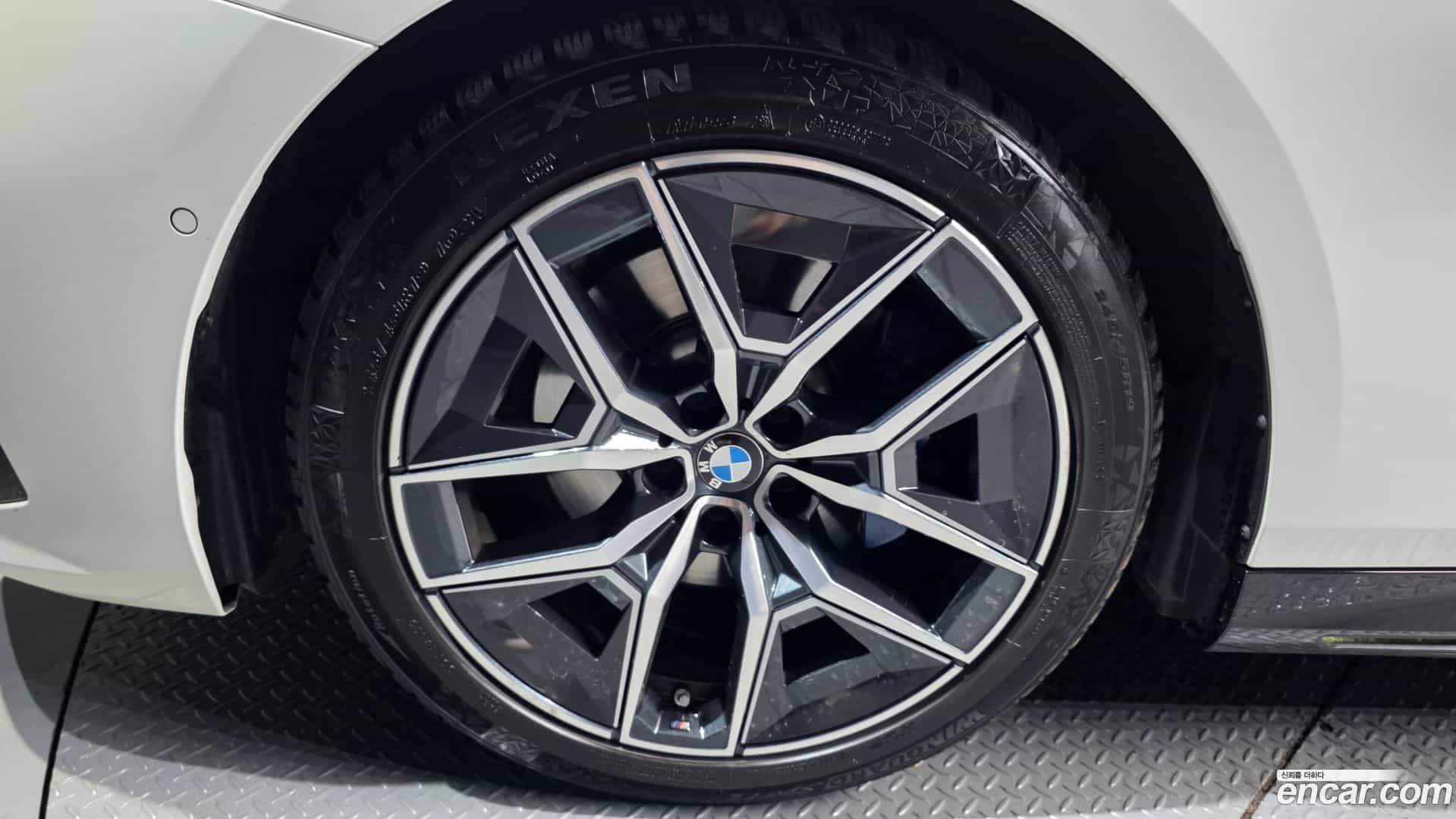 5-Series BMW 2023.10-OUTER-005