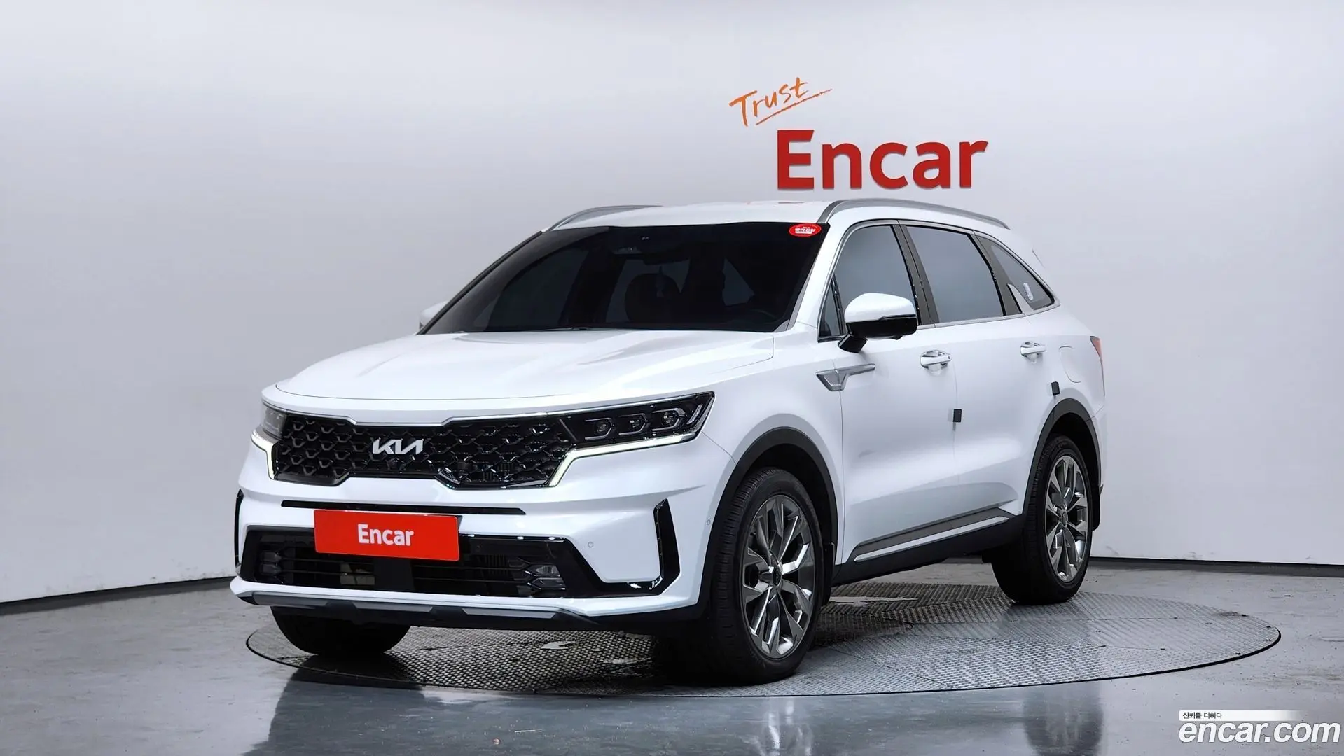 Main__Slider__Photo:Sorento Kia 2023.4-0