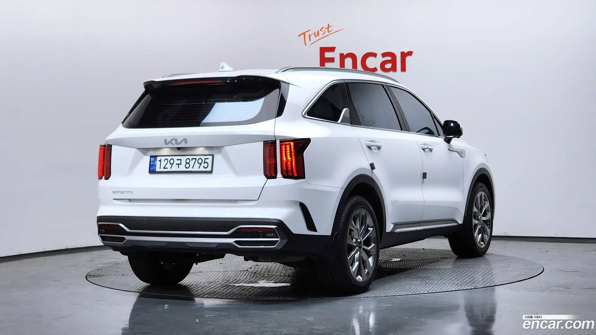 Sorento Kia 2023.4-OUTER-002