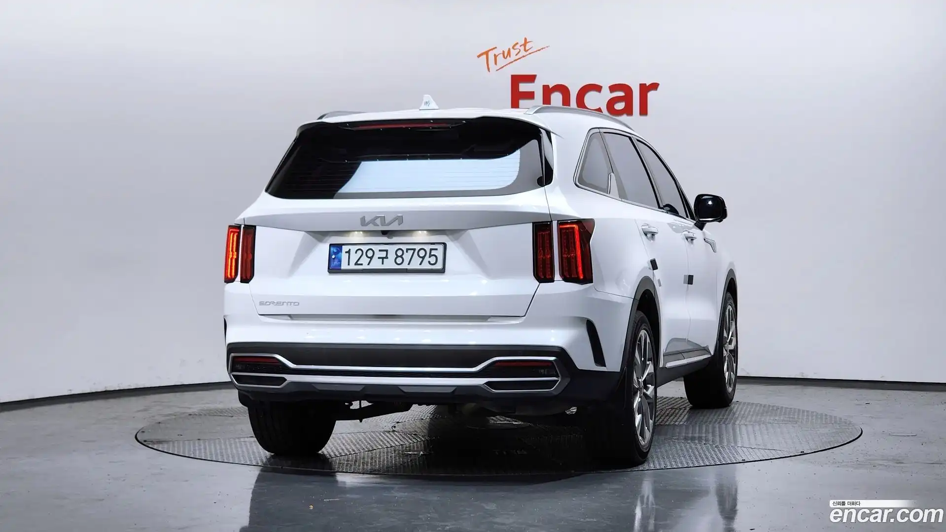 Sorento Kia 2023.4-OUTER-004