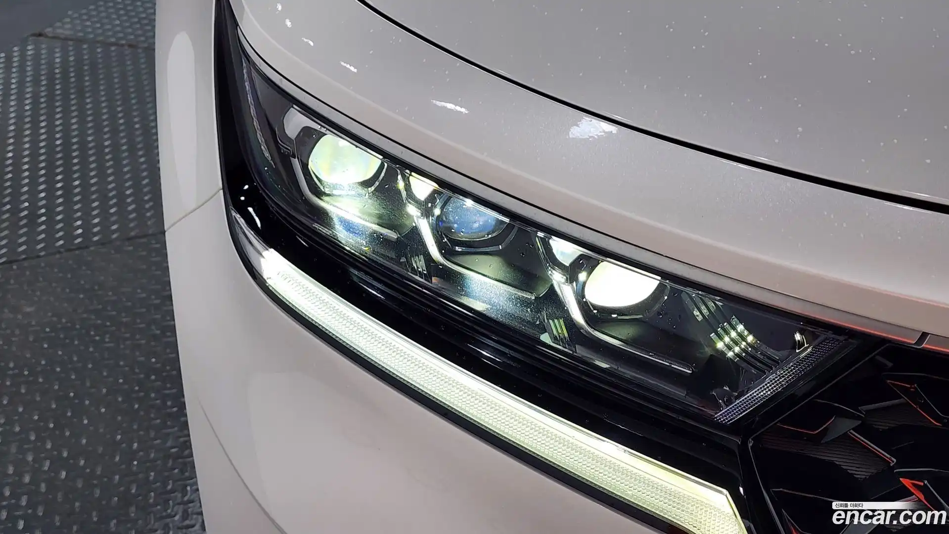 Sorento Kia 2023.4-OUTER-032