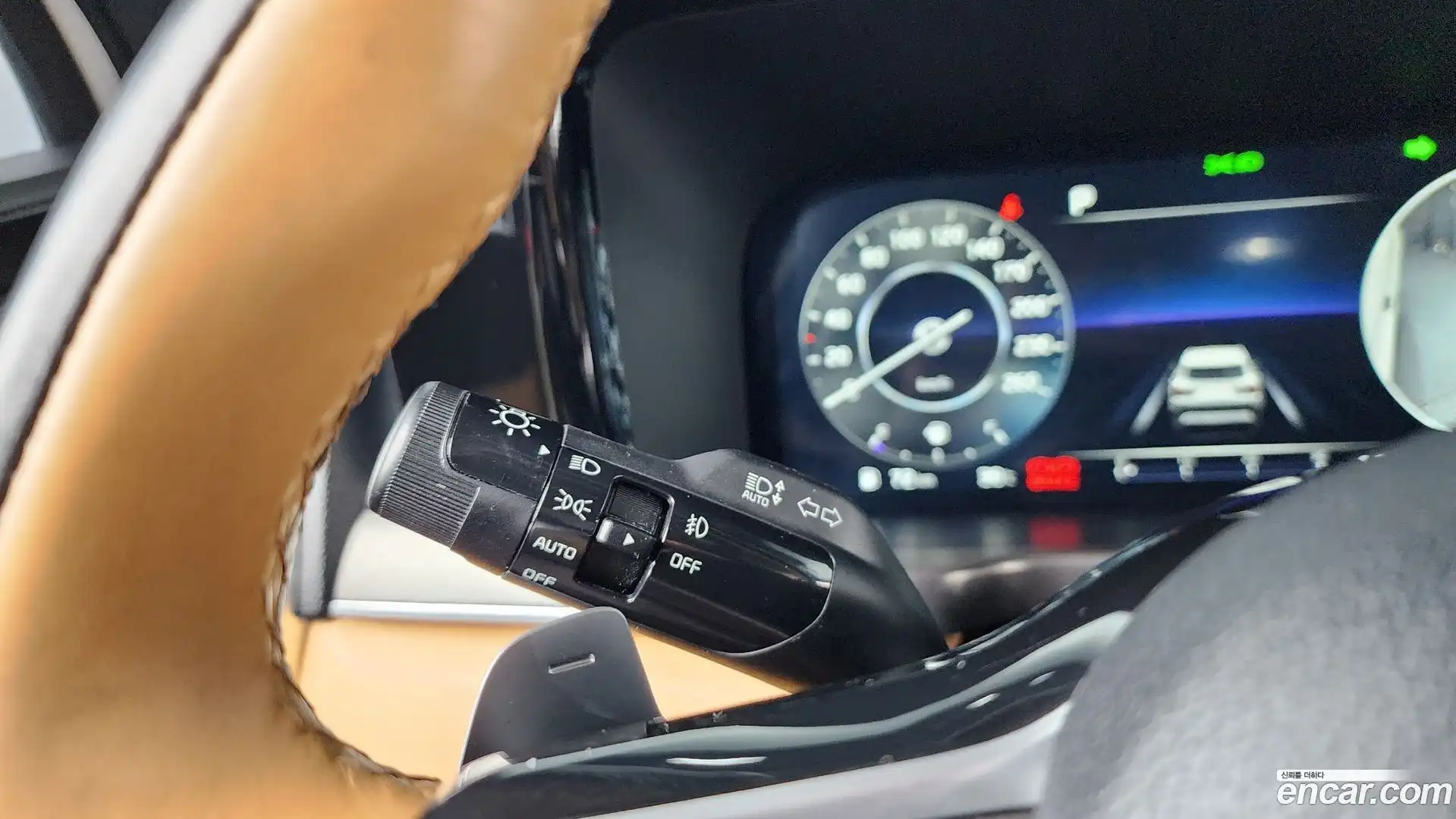 Sorento Kia 2023.4-OPTION-048