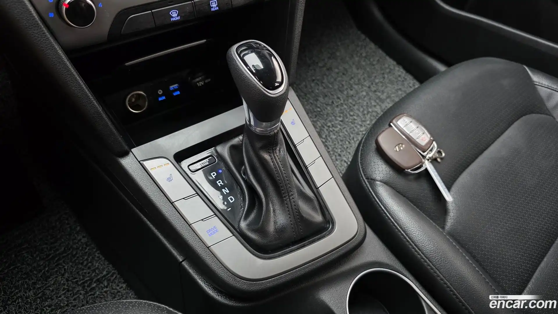 AVANTE Hyundai 2018.7-INNER-009