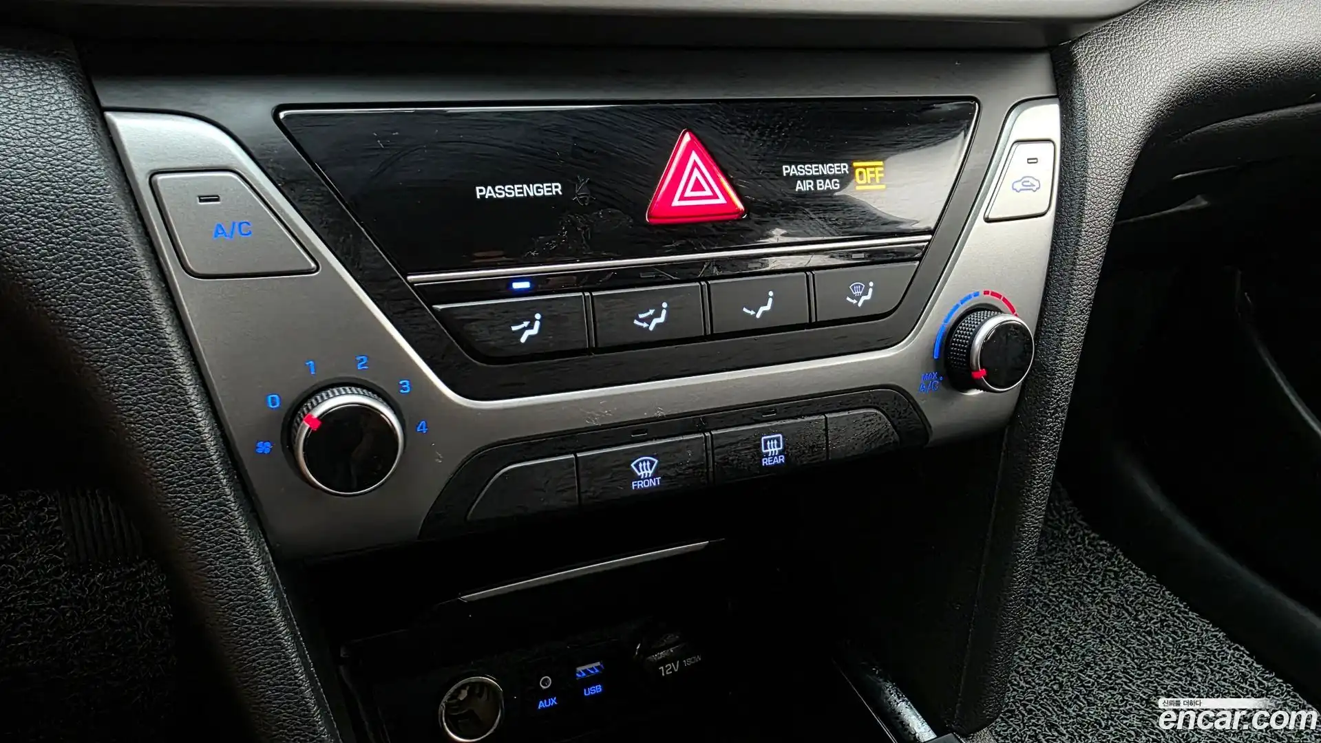 AVANTE Hyundai 2018.7-OPTION-020