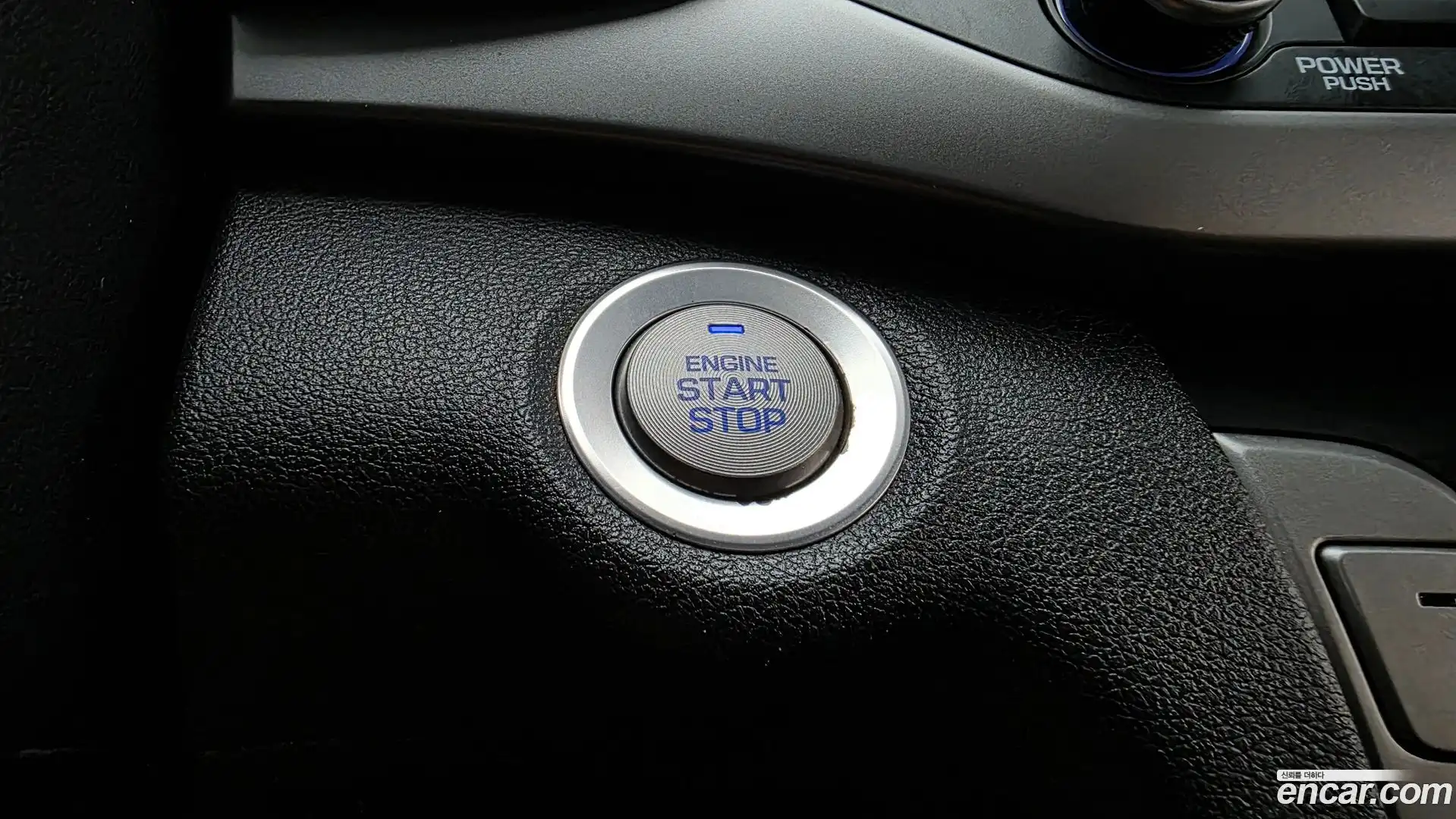 AVANTE Hyundai 2018.7-OPTION-023