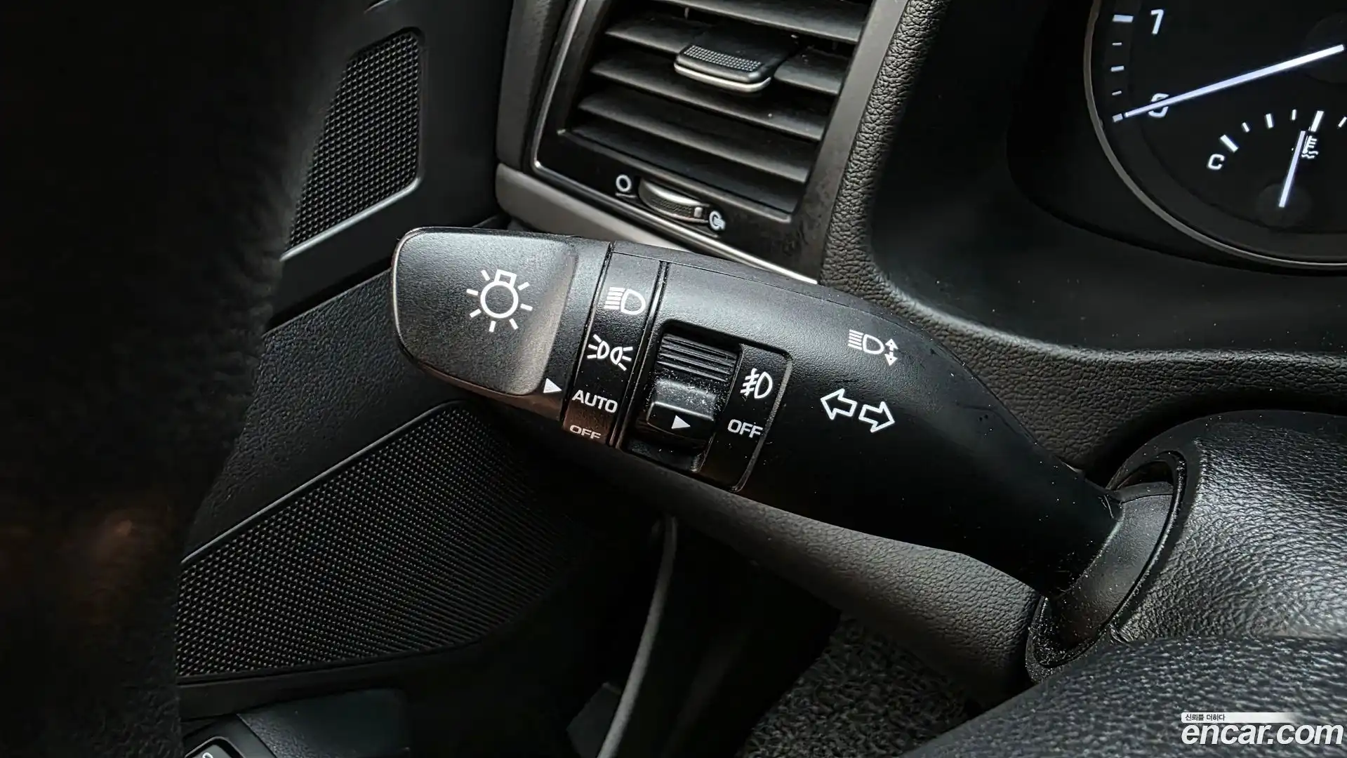 AVANTE Hyundai 2018.7-OPTION-041