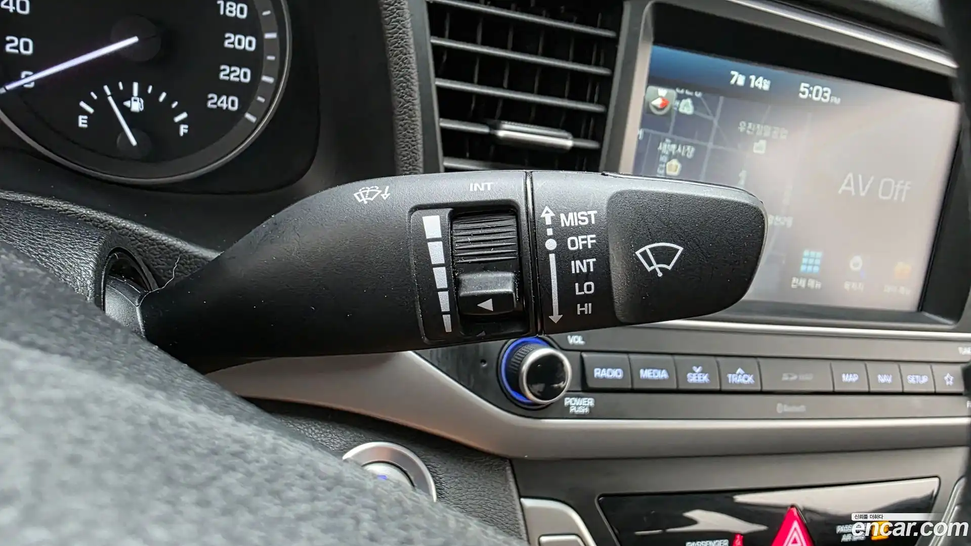 AVANTE Hyundai 2018.7-OPTION-043