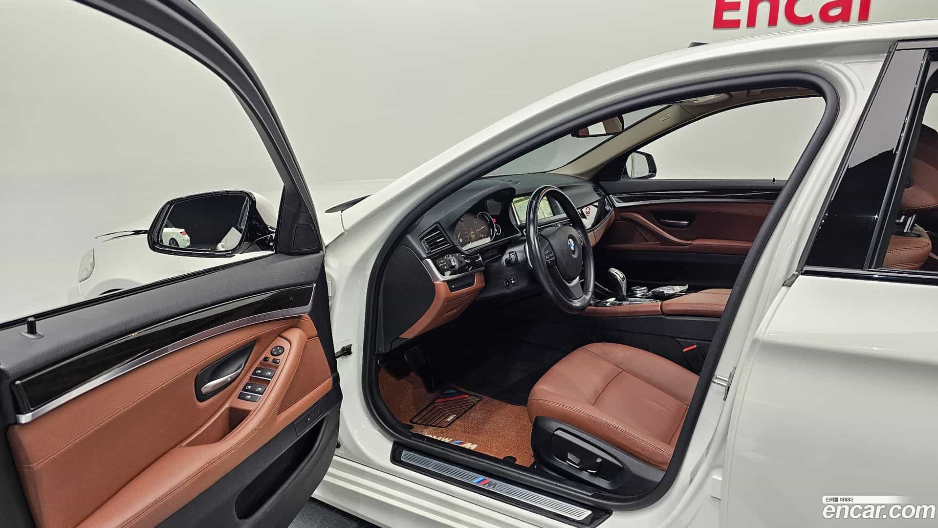5-Series BMW 2016.4-INNER-010