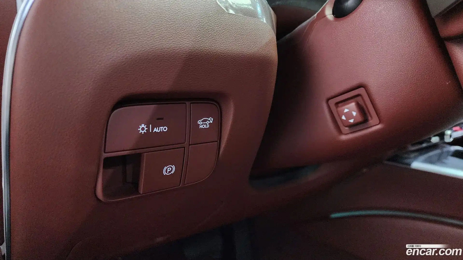 Grandeur Hyundai 2026.5-OPTION-040