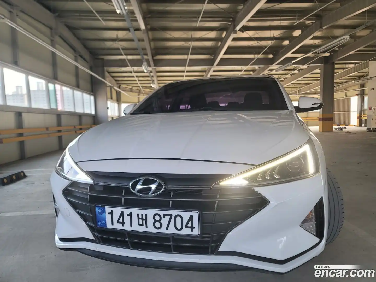 AVANTE Hyundai 2019.2-OUTER-002