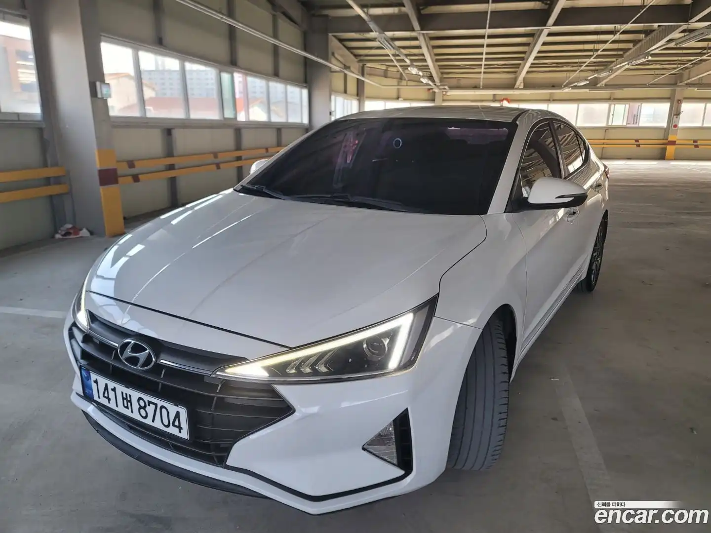 AVANTE Hyundai 2019.2-OUTER-003