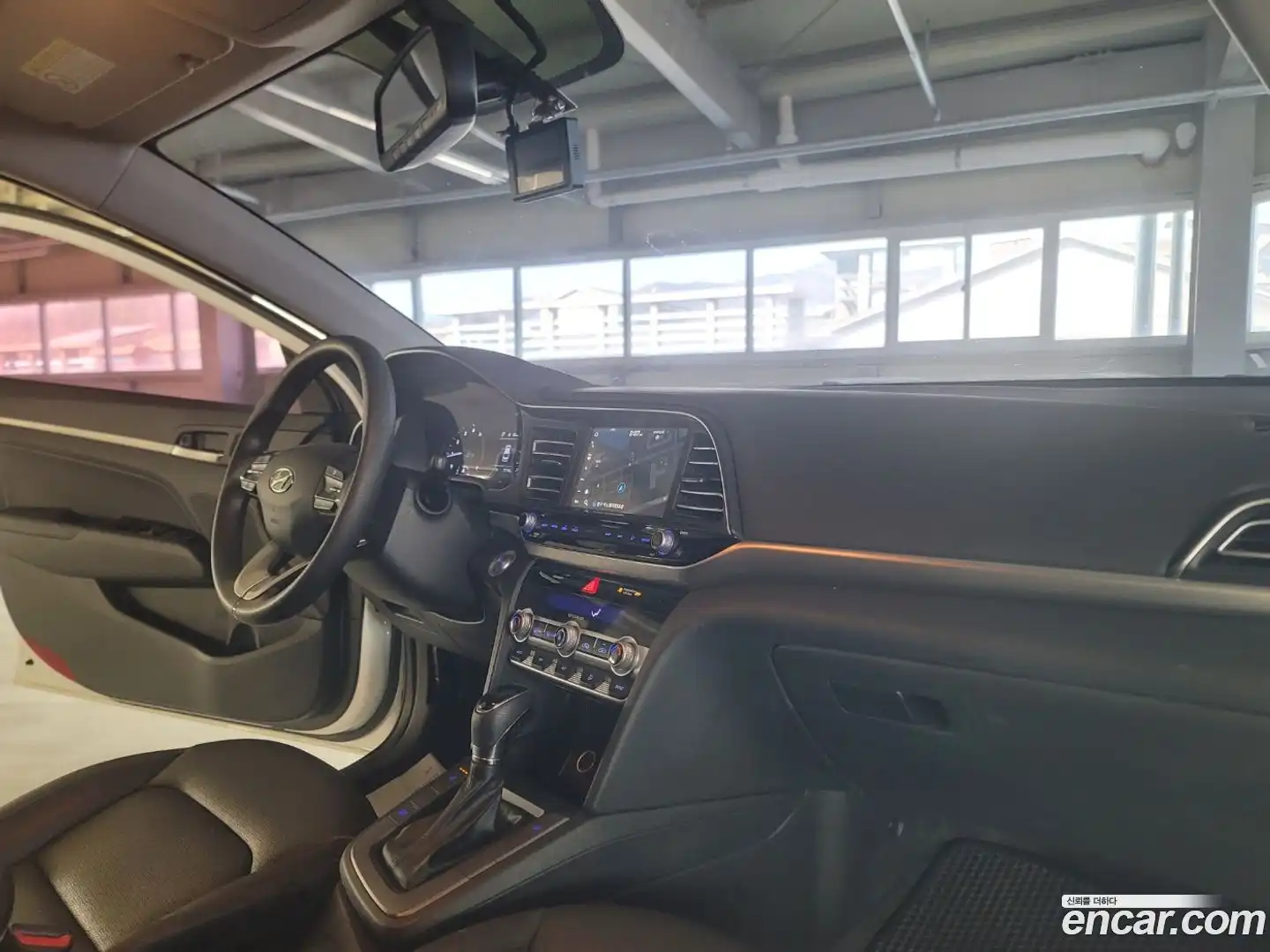 AVANTE Hyundai 2019.2-OPTION-020