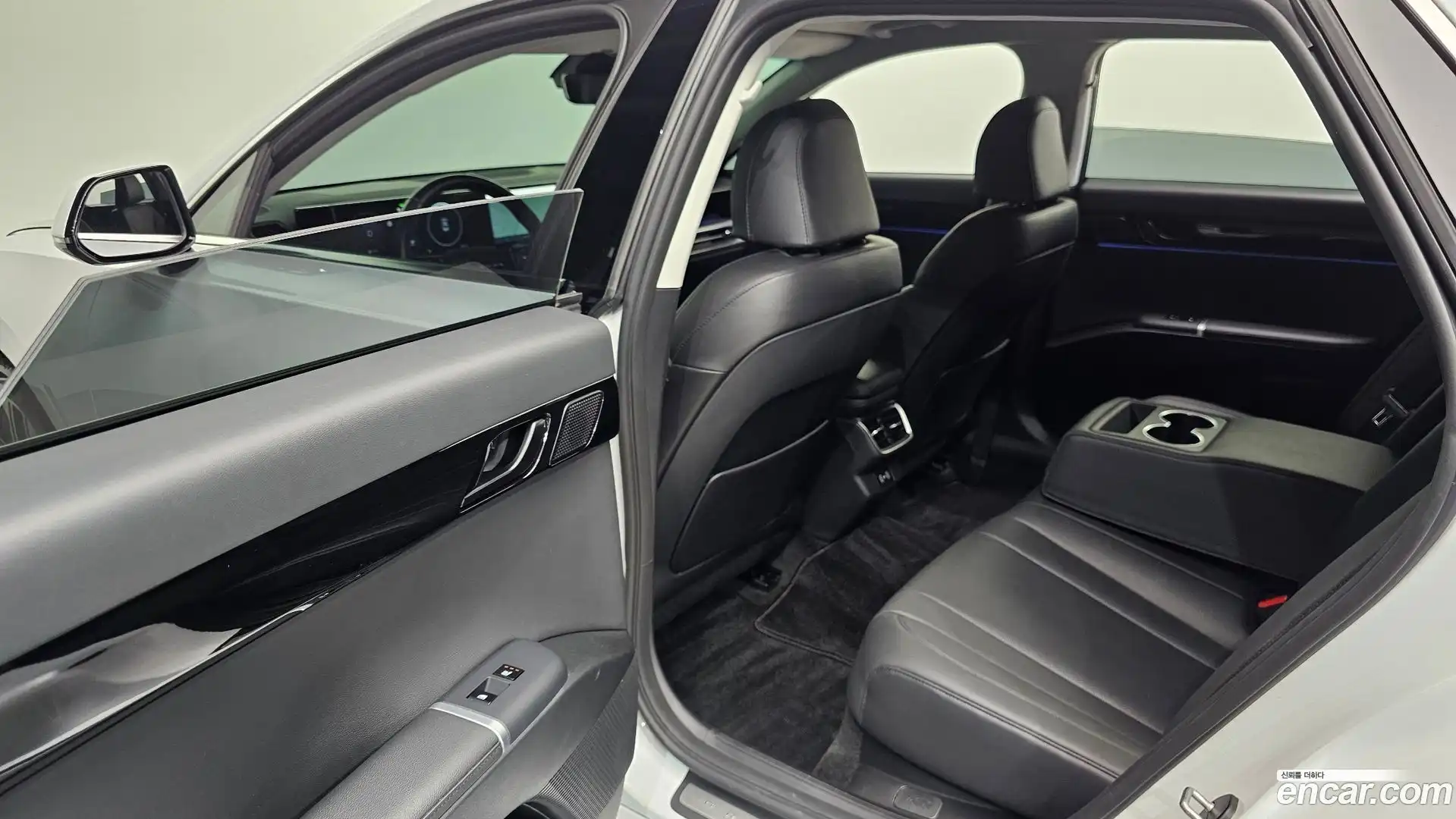Grandeur Hyundai 2023.9-OPTION-015