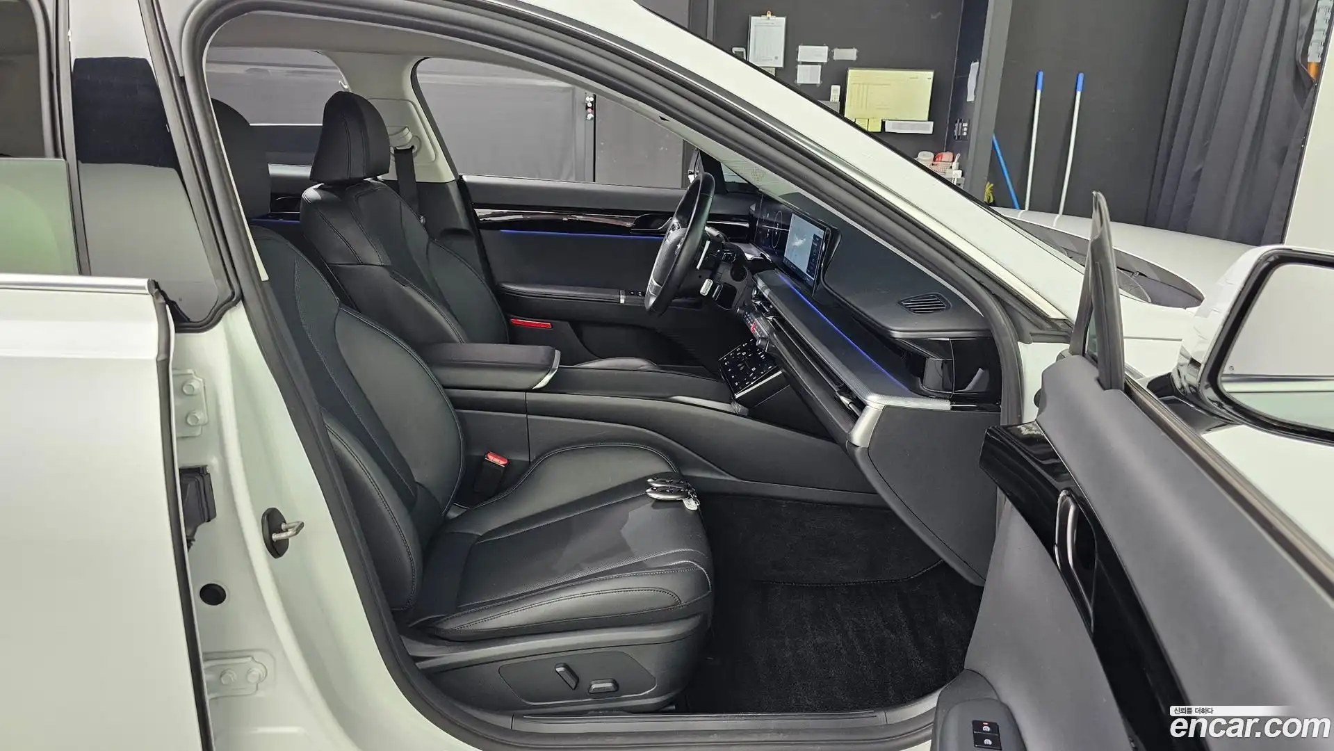 Grandeur Hyundai 2023.9-OPTION-016