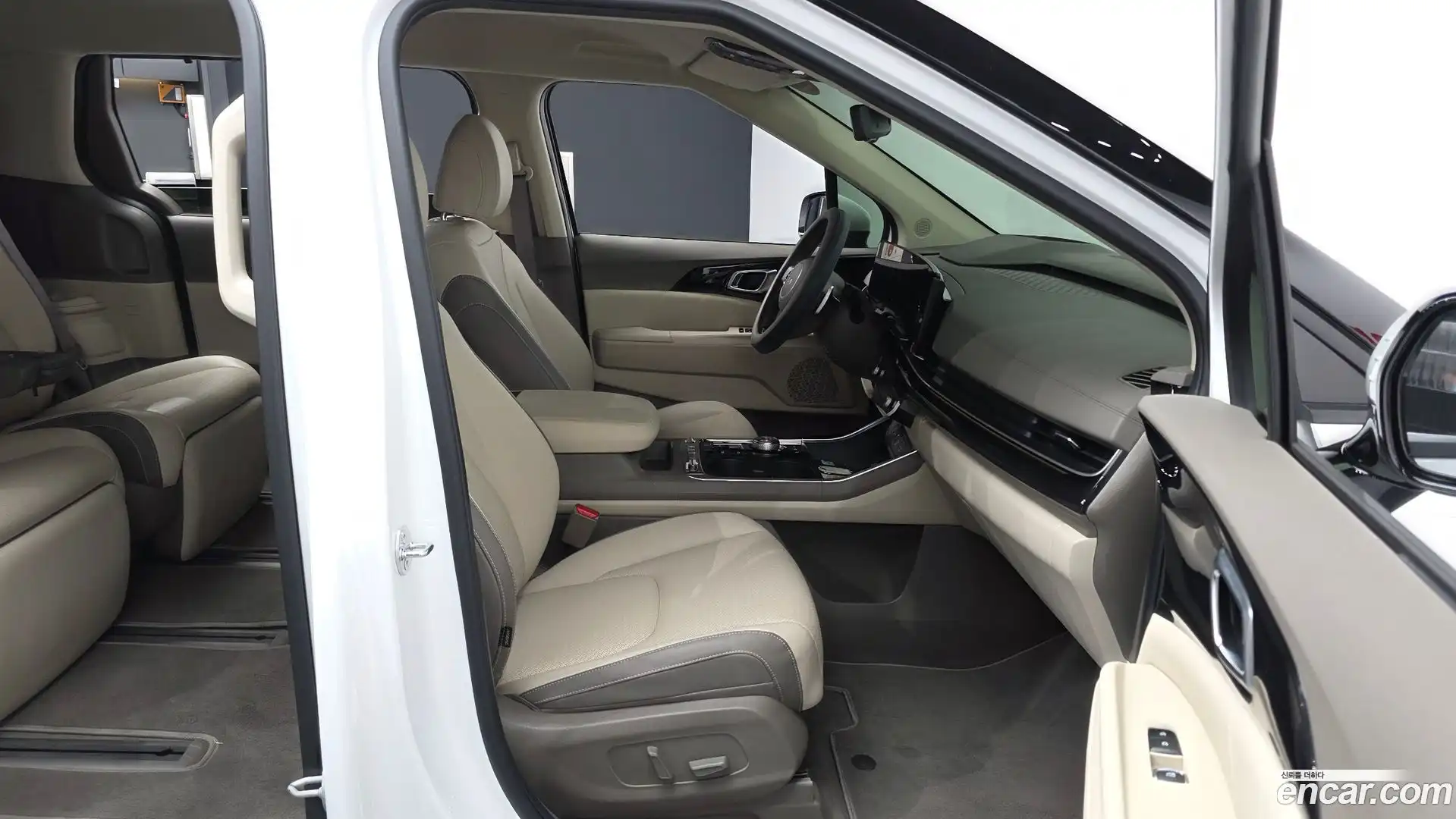 Canival Kia 2023.11-OPTION-015