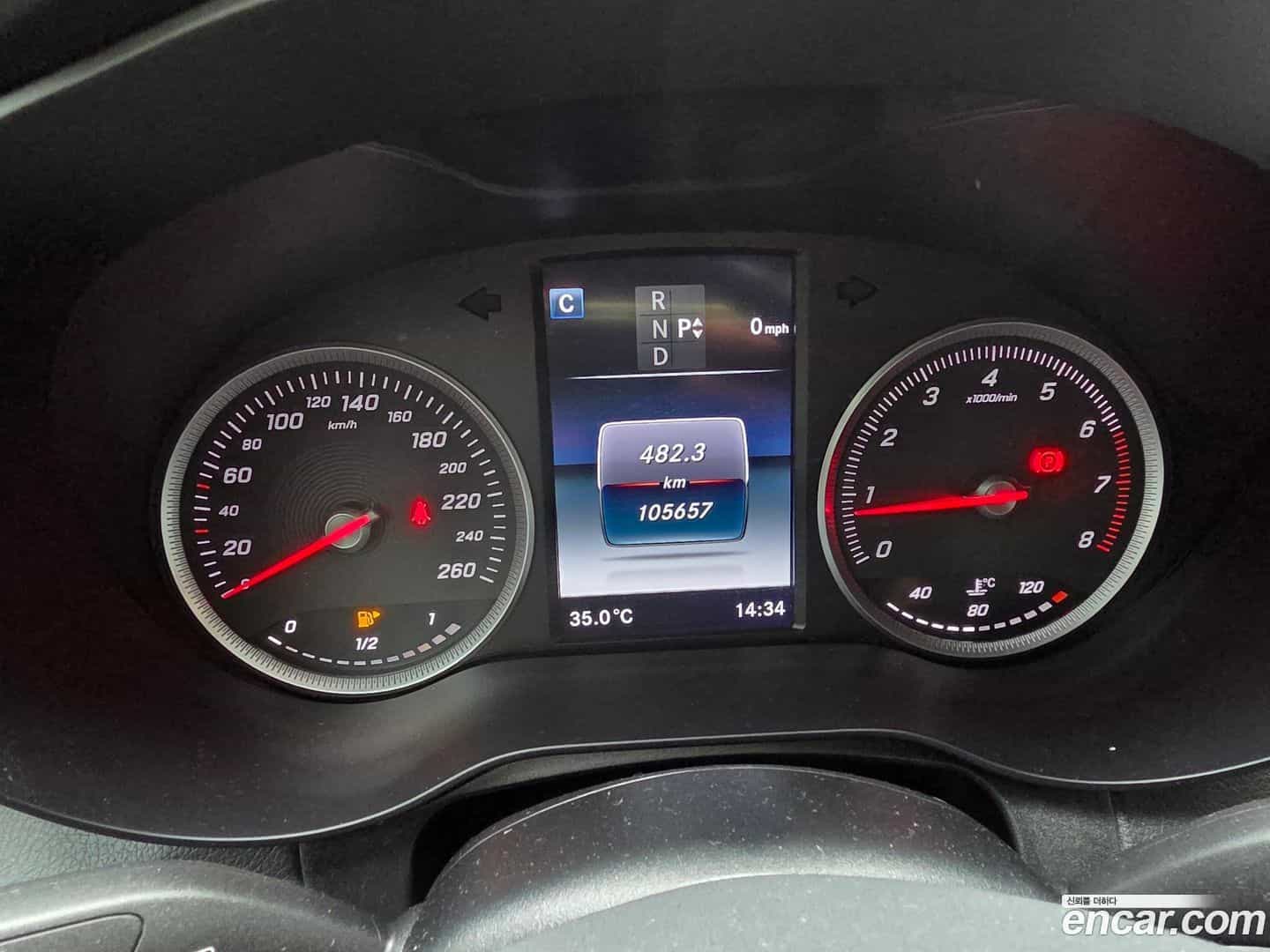 GLC-Class Mercedes-Benz 2019.3-INNER-007