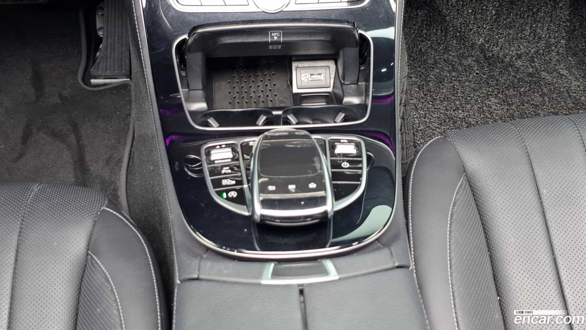 E-Class Mercedes-Benz 2019.1-INNER-009