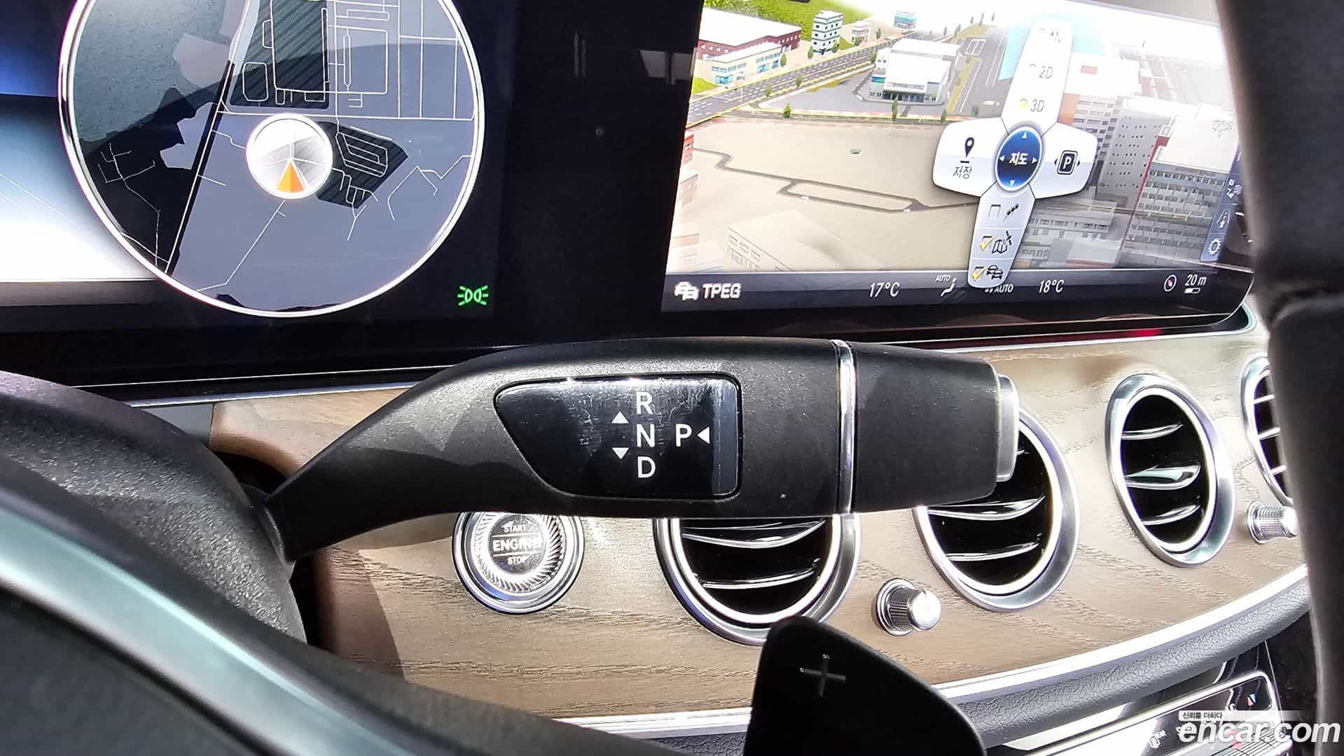E-Class Mercedes-Benz 2019.1-OPTION-021