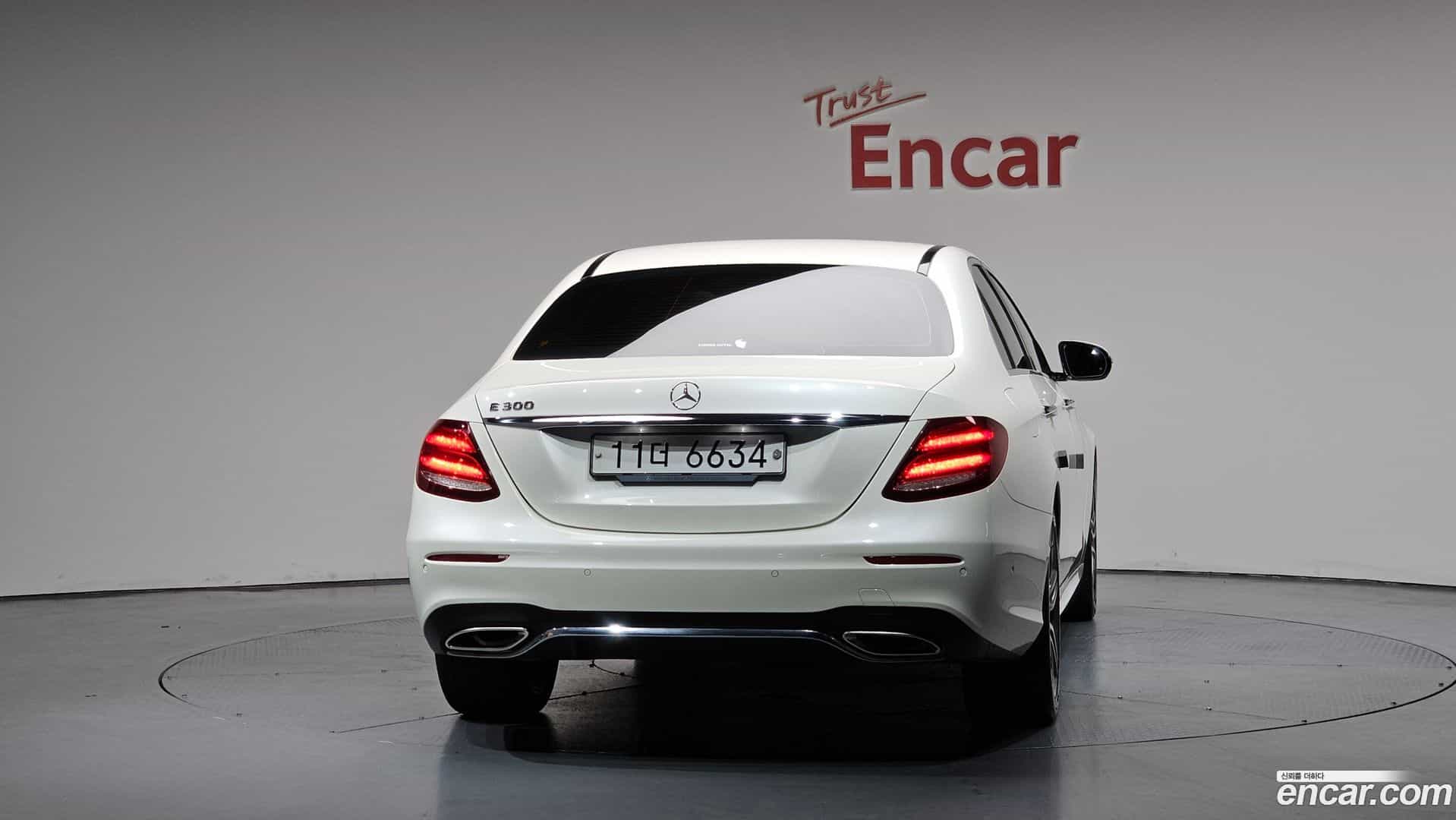 E-Class Mercedes-Benz 2019.5-OUTER-004