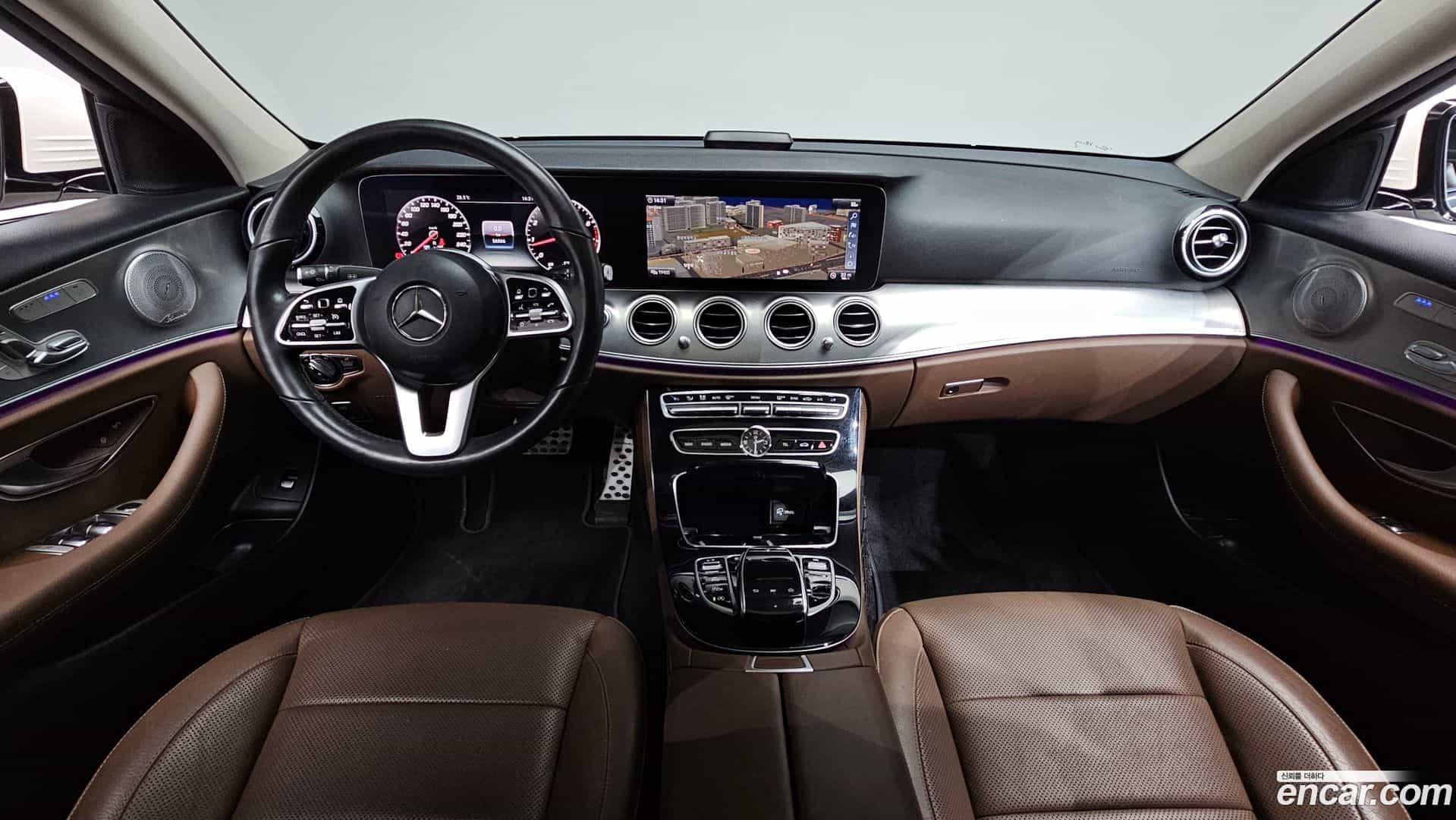 E-Class Mercedes-Benz 2019.5-INNER-007