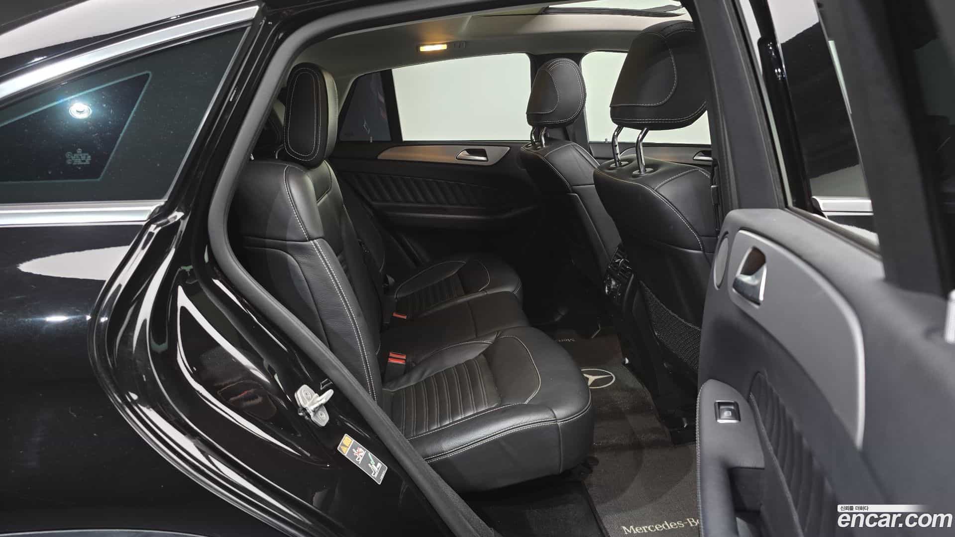 GLE-Class Mercedes-Benz 2018.3-OPTION-015