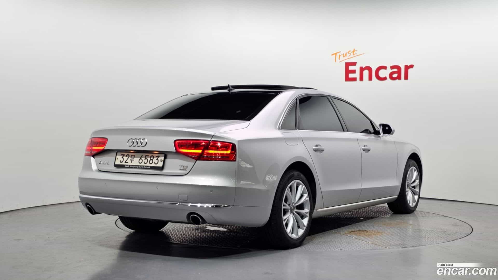 A8 Audi 2013.2-OUTER-002