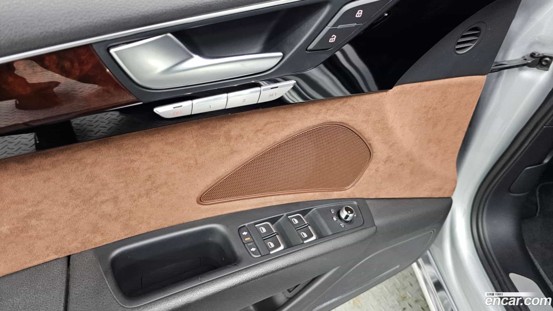 A8 Audi 2013.2-OPTION-023