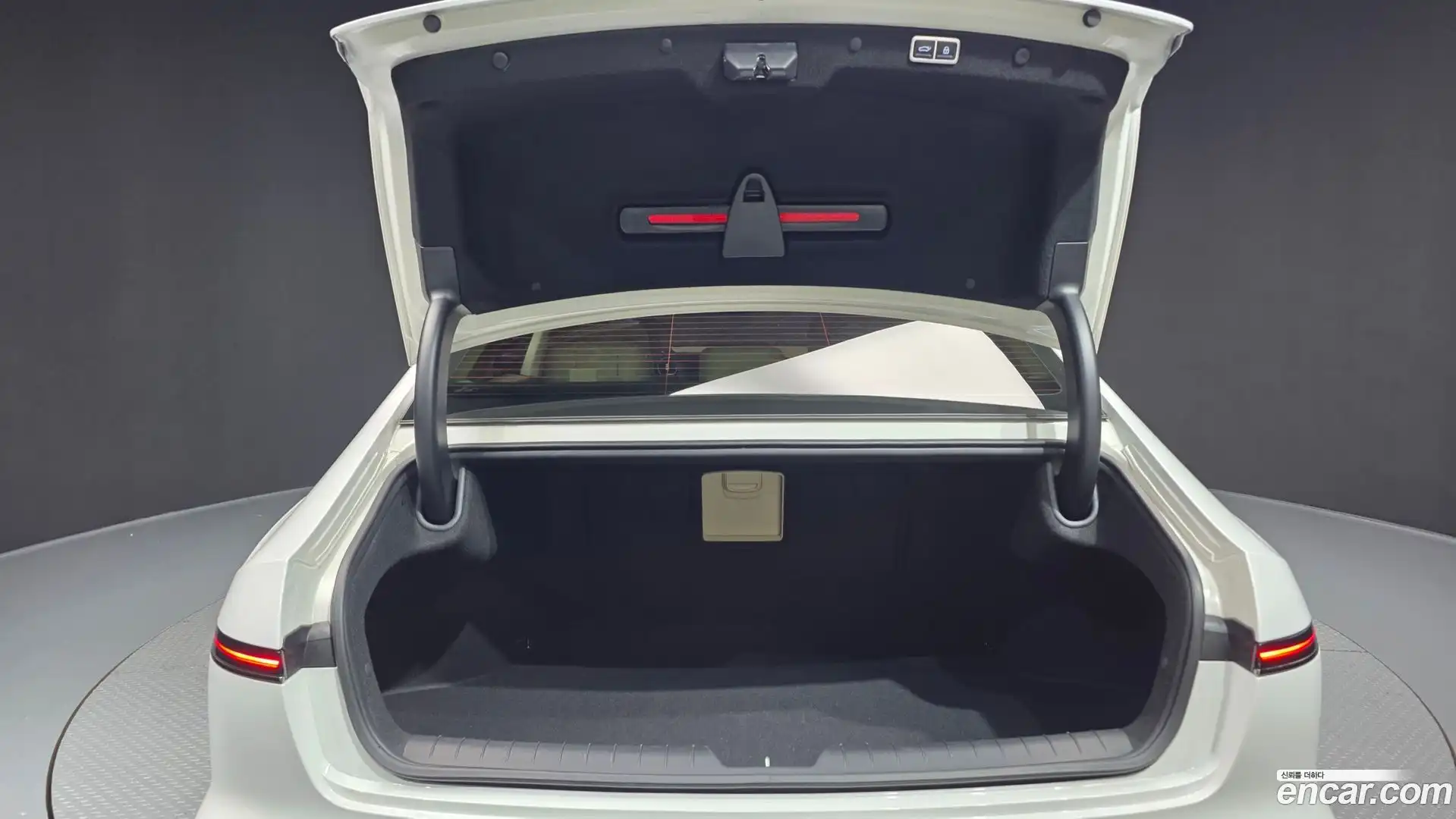 Grandeur Hyundai 2023.2-OPTION-024
