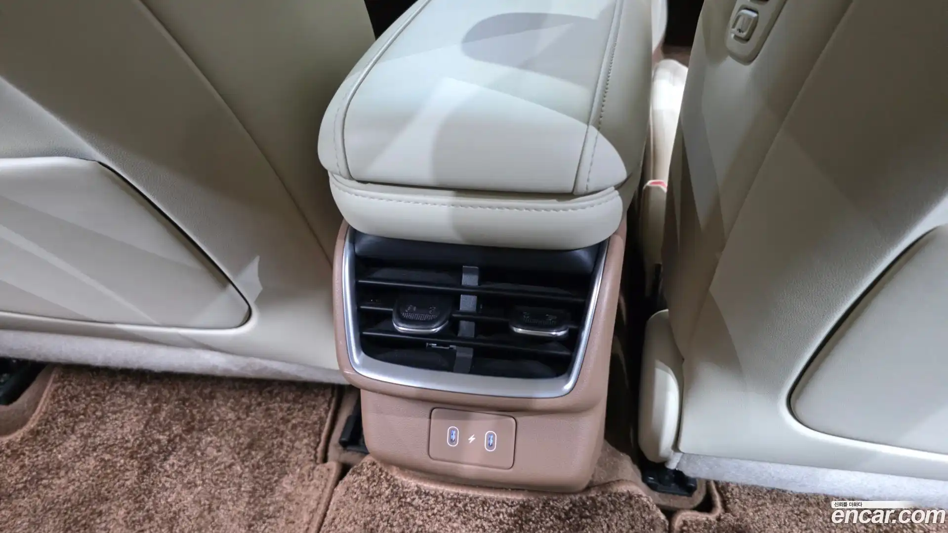 Grandeur Hyundai 2023.2-OPTION-050