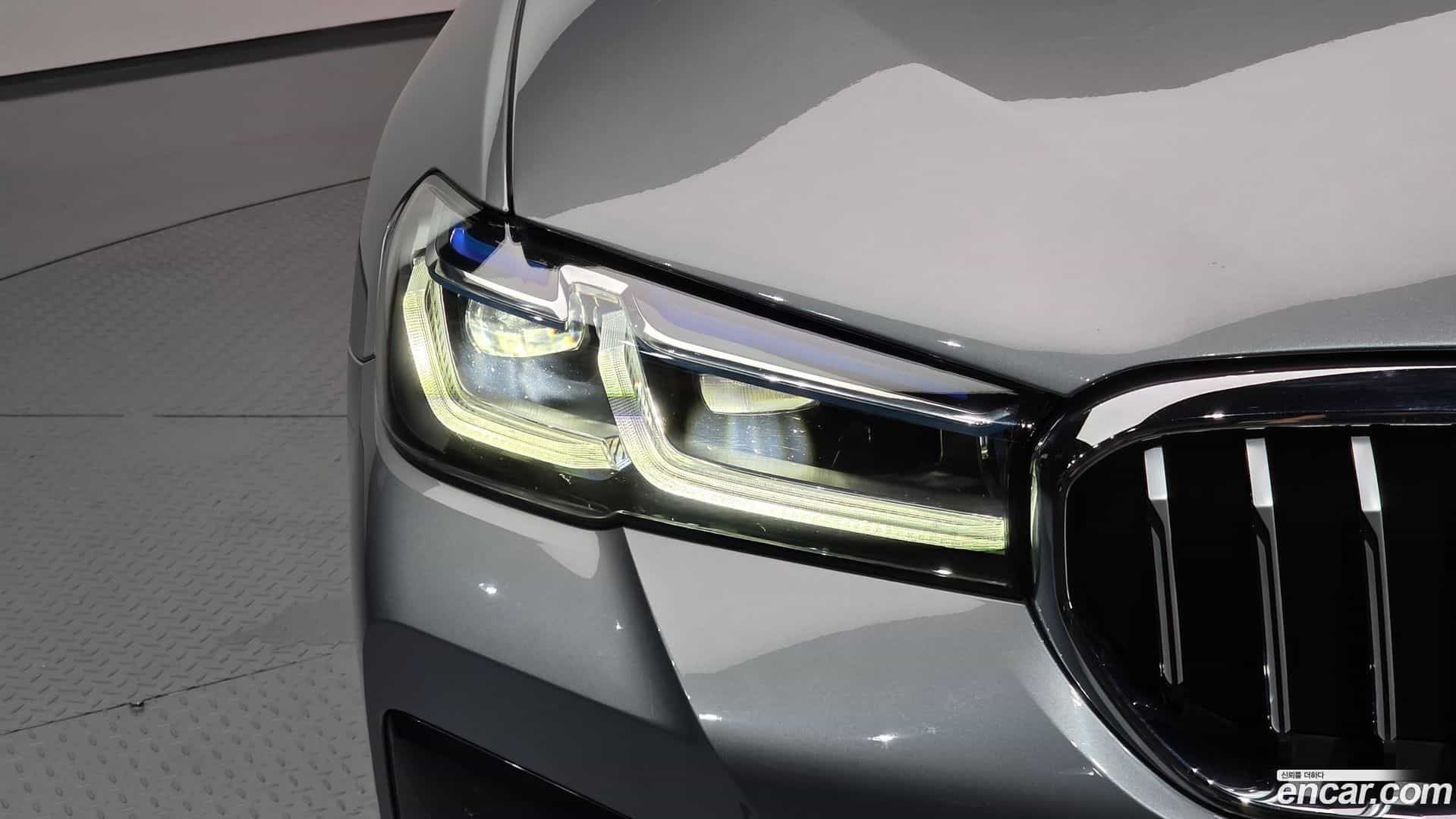 5-Series BMW 2023.6-OUTER-032