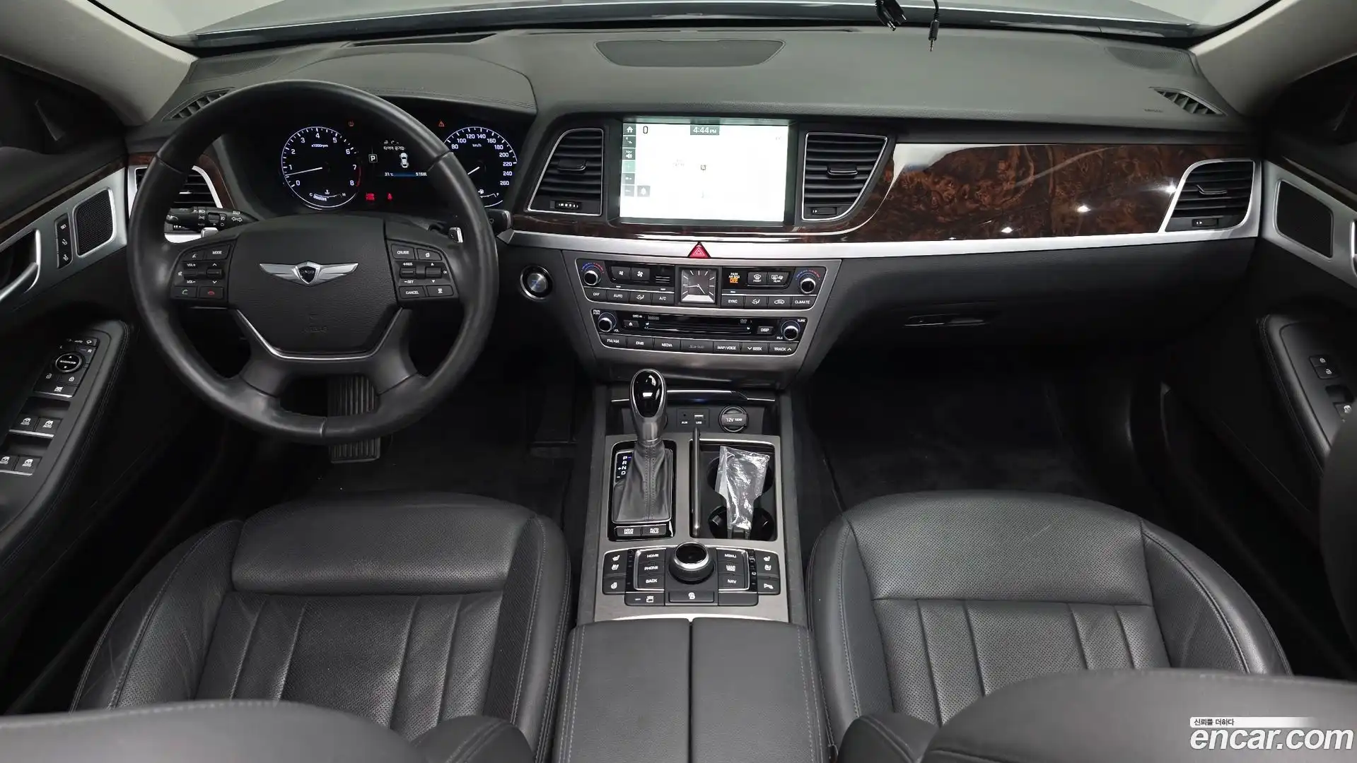 Genesis Hyundai 2015.9-INNER-007