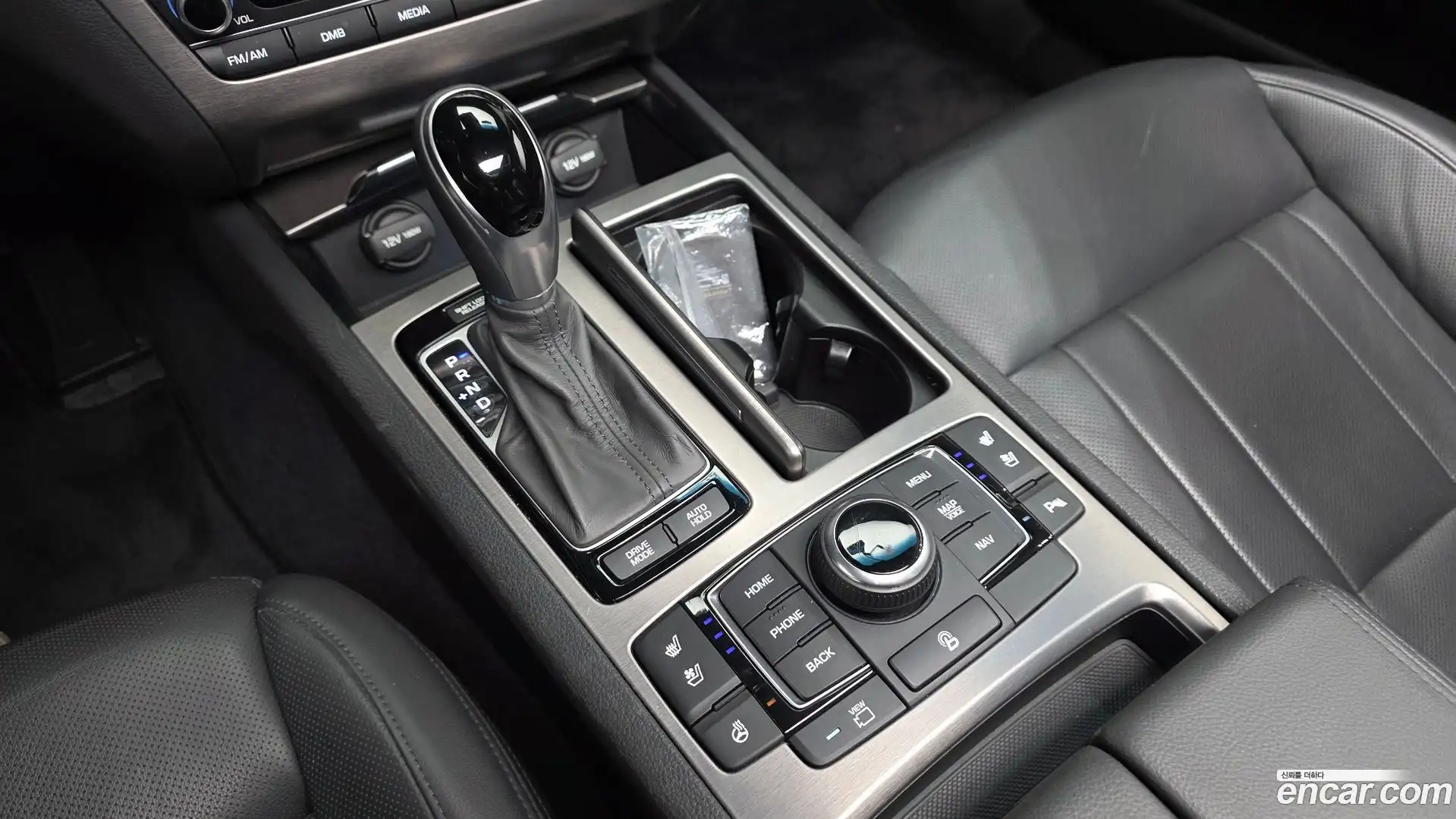 Genesis Hyundai 2015.9-INNER-009
