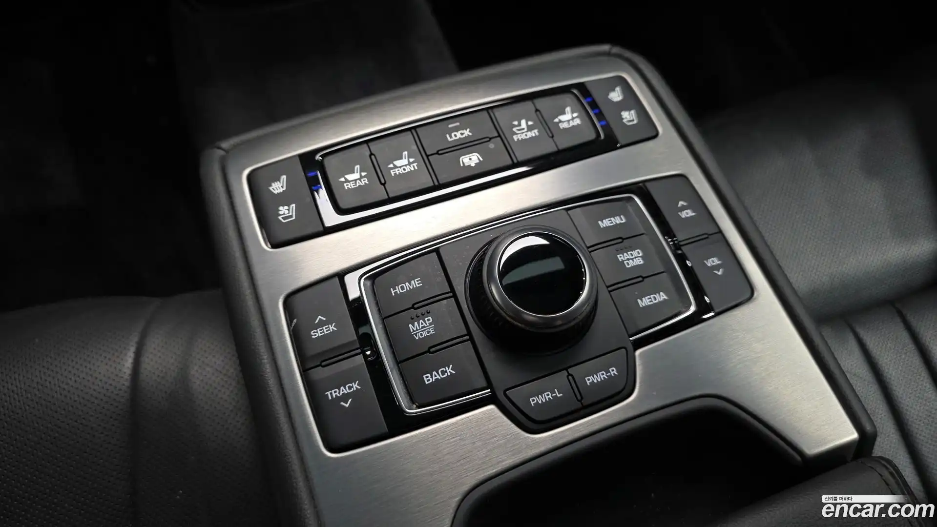 Genesis Hyundai 2015.9-OPTION-023