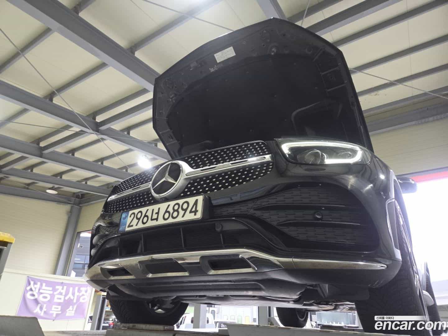 GLC-Class Mercedes-Benz 2023.2-OUTER-001