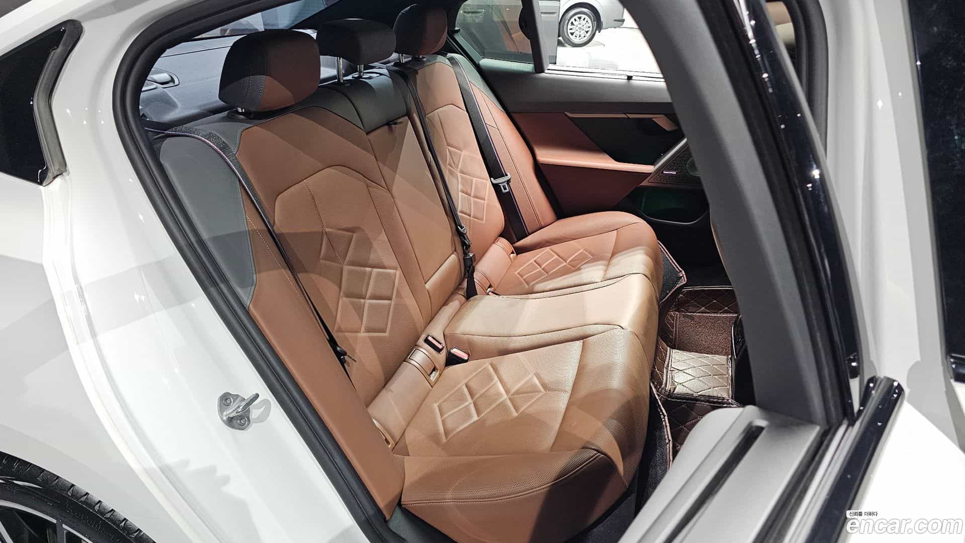 5-Series BMW 2024.11-OPTION-015