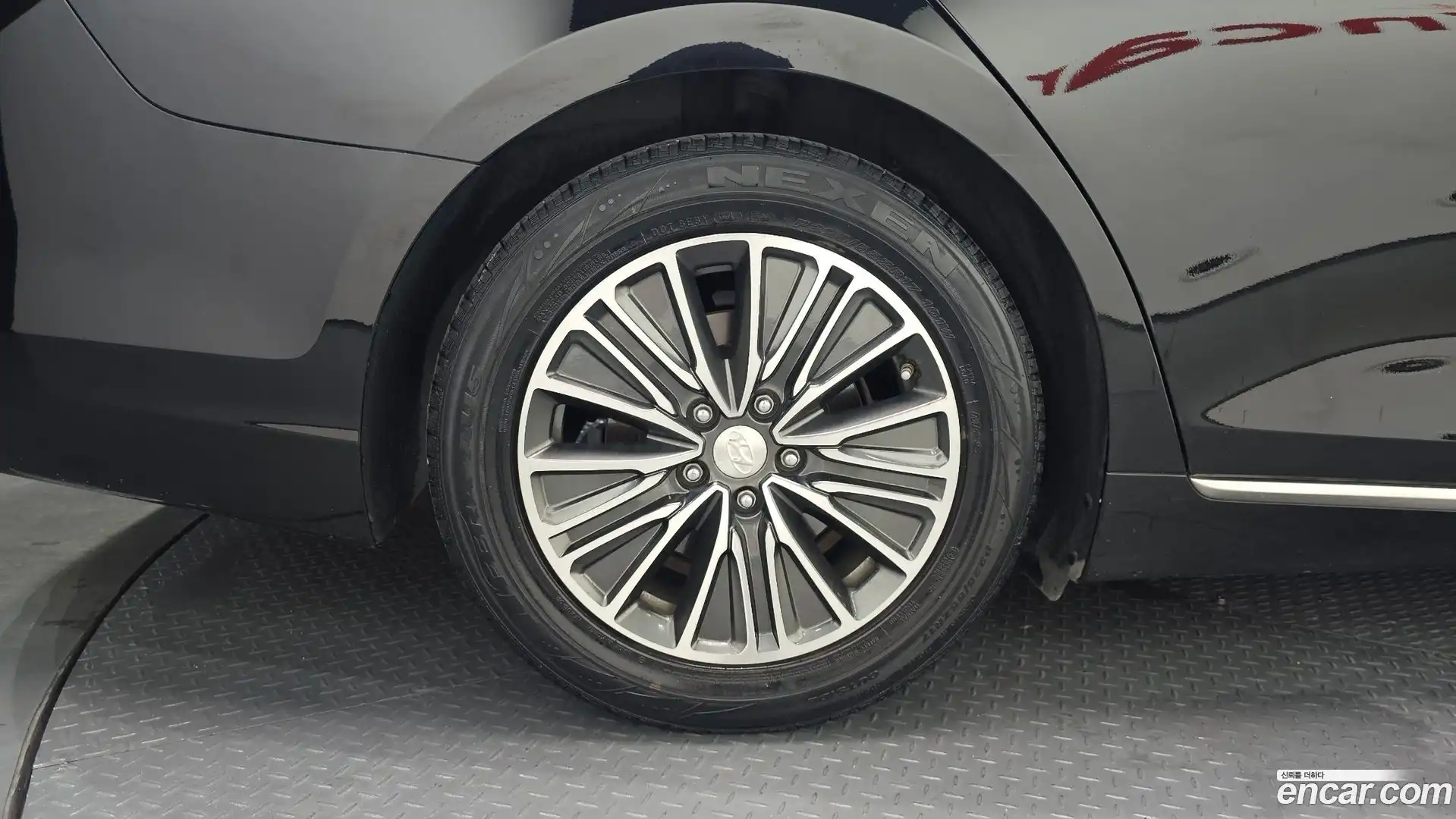 Grandeur Hyundai 2018.0-OUTER-005