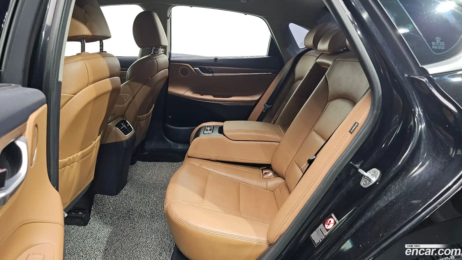 Grandeur Hyundai 2018.0-OPTION-015