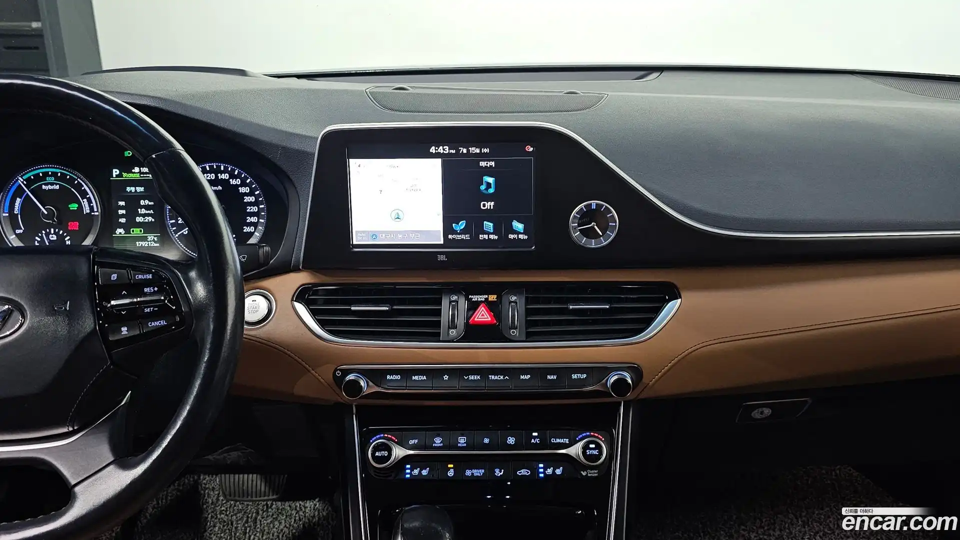 Grandeur Hyundai 2018.0-OPTION-017