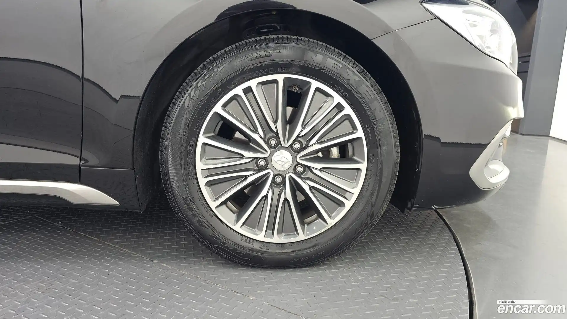 Grandeur Hyundai 2018.0-OUTER-031