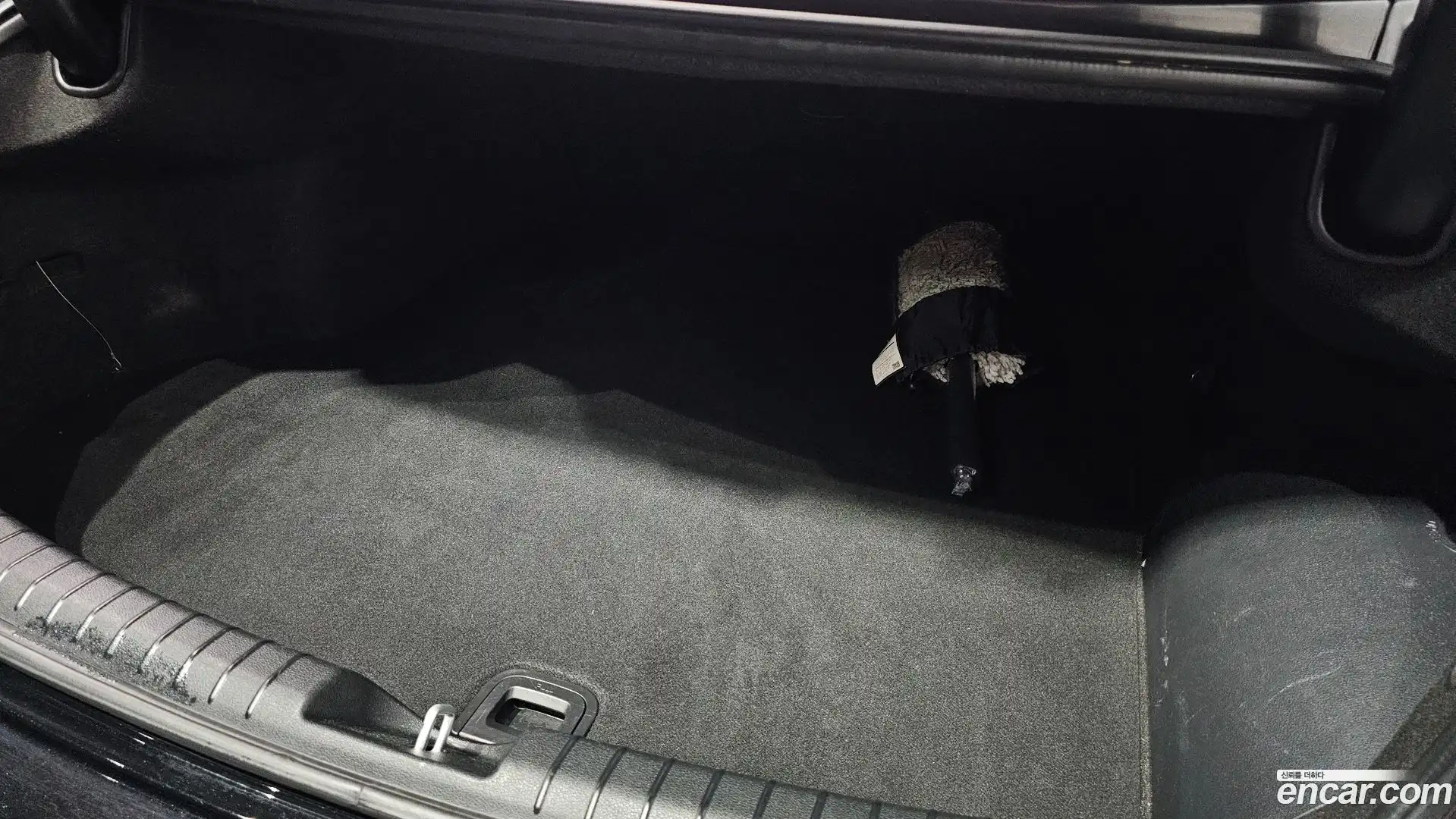 Grandeur Hyundai 2018.0-OPTION-042