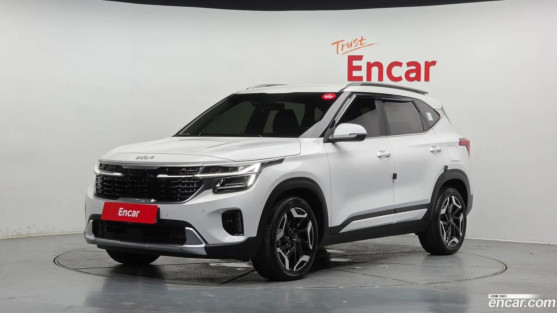 Main__Slider__Photo:Seltos Kia 2023.2-0