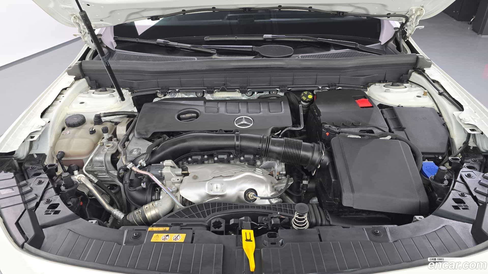 GLB-Class Mercedes-Benz 2022.11-OUTER-006