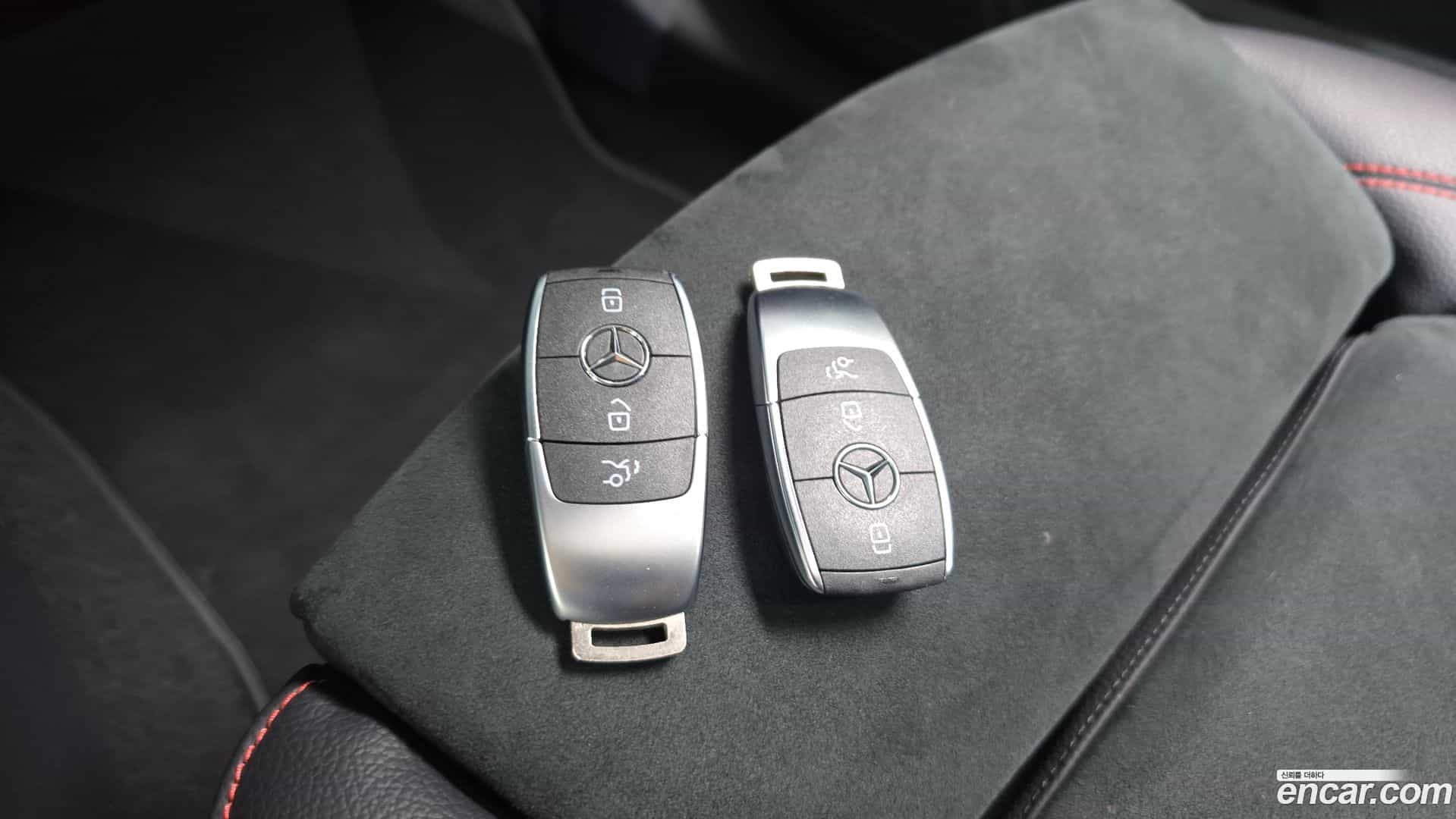 GLB-Class Mercedes-Benz 2022.11-OPTION-019