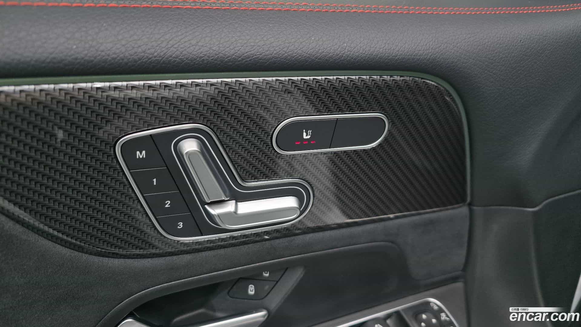 GLB-Class Mercedes-Benz 2022.11-OPTION-041