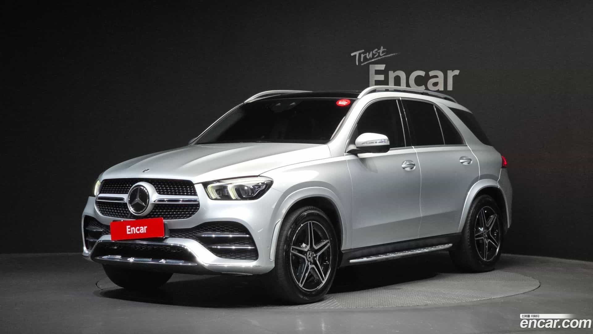 GLE-Class Mercedes-Benz 2021.5-OUTER-001