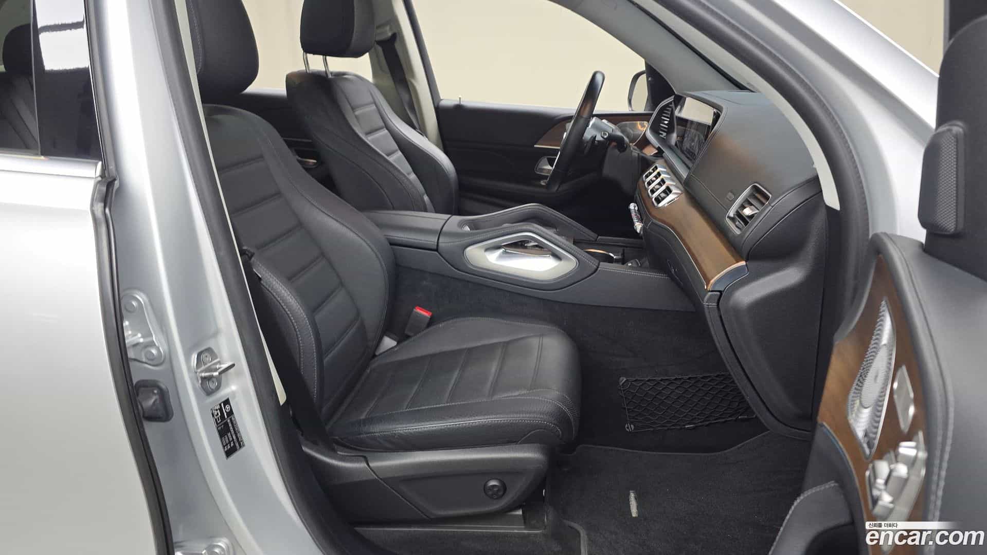 GLE-Class Mercedes-Benz 2021.5-OPTION-015