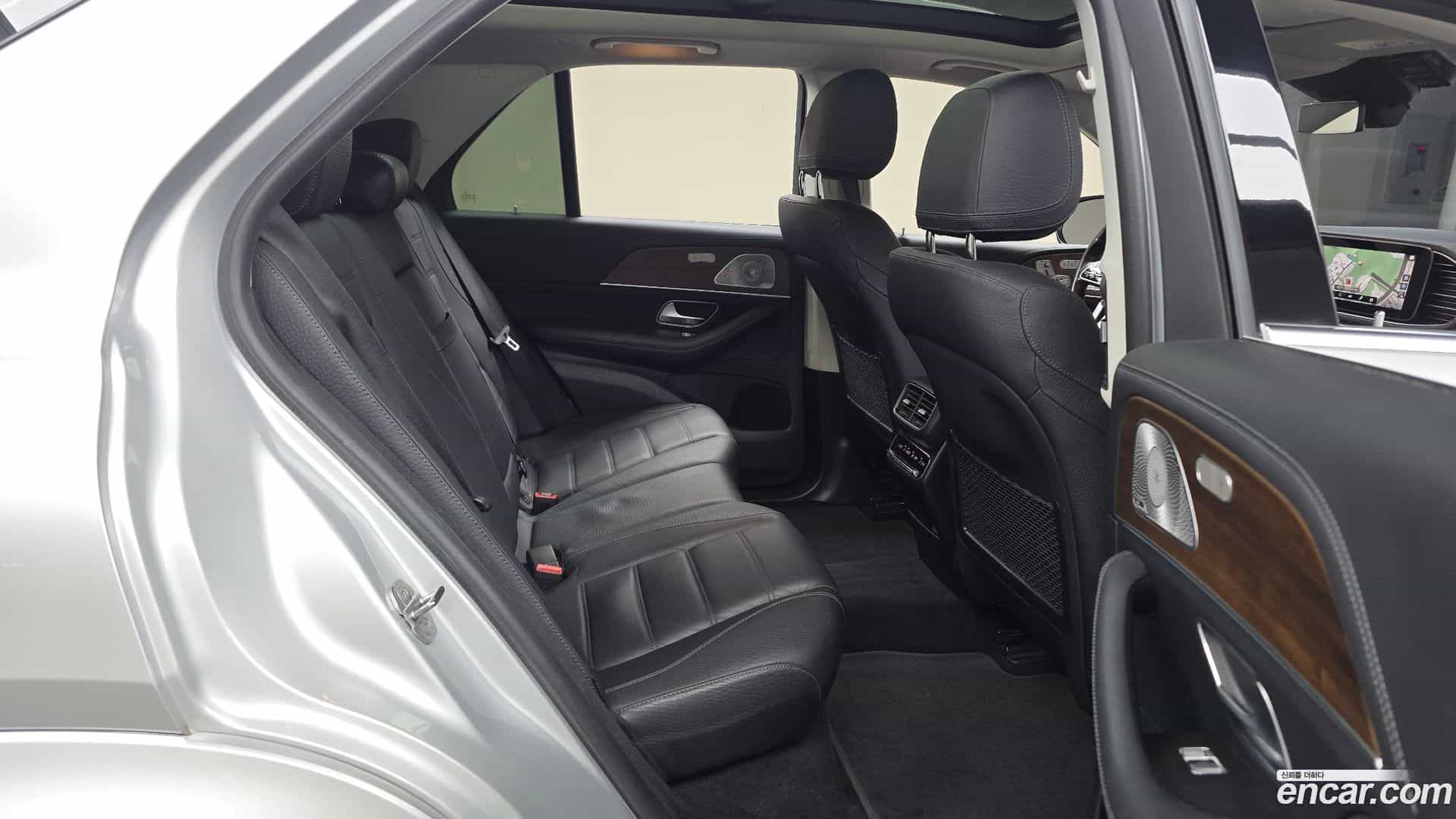 GLE-Class Mercedes-Benz 2021.5-OPTION-016